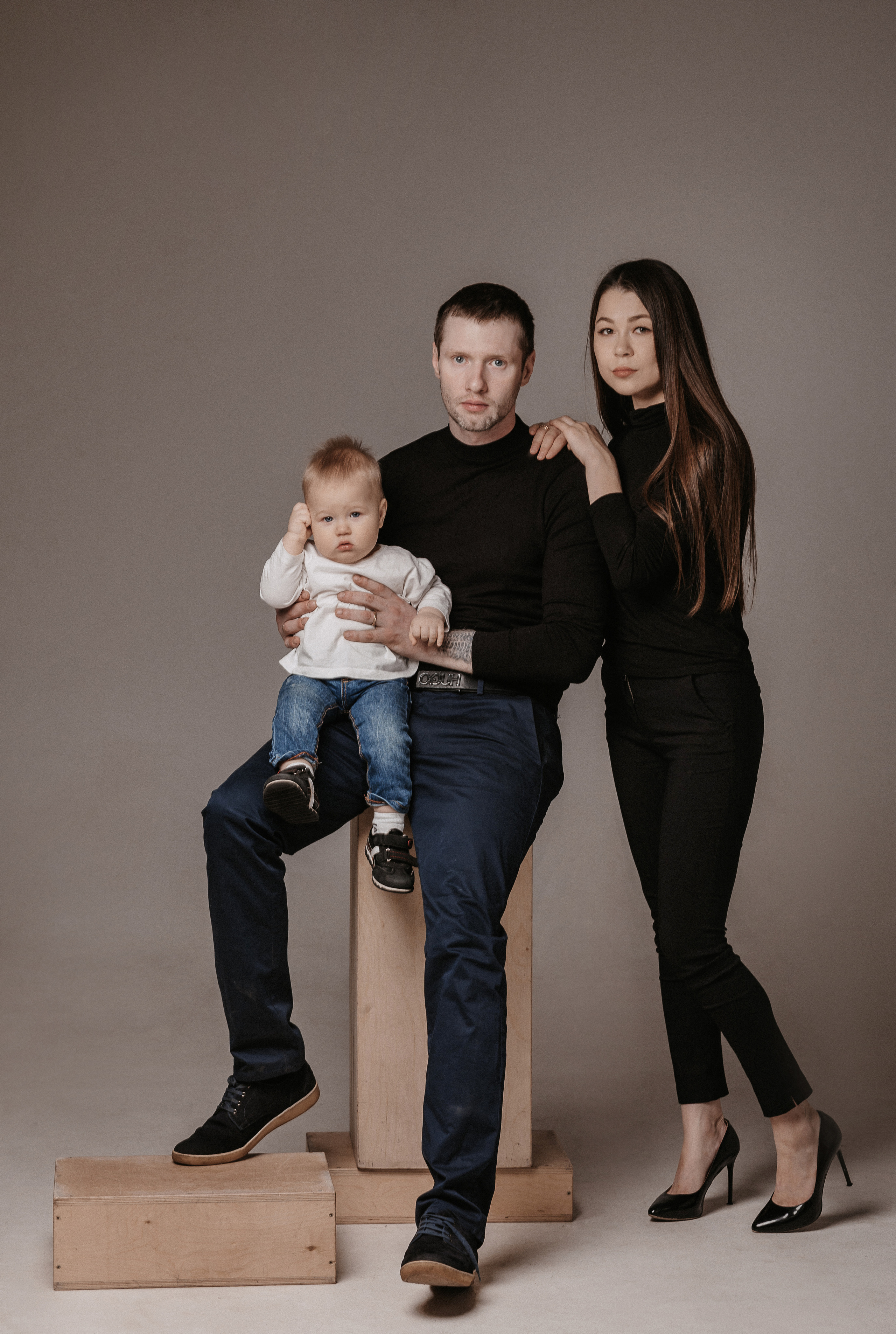 Семейная в студии. Семейный и свадебный фотограф в Томске Марилова Ольга