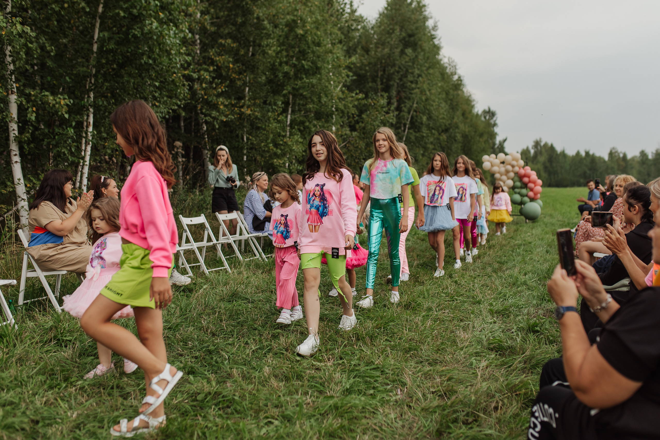 Показ Summer Fashion Day. Семейный и свадебный фотограф в Томске Марилова Ольга