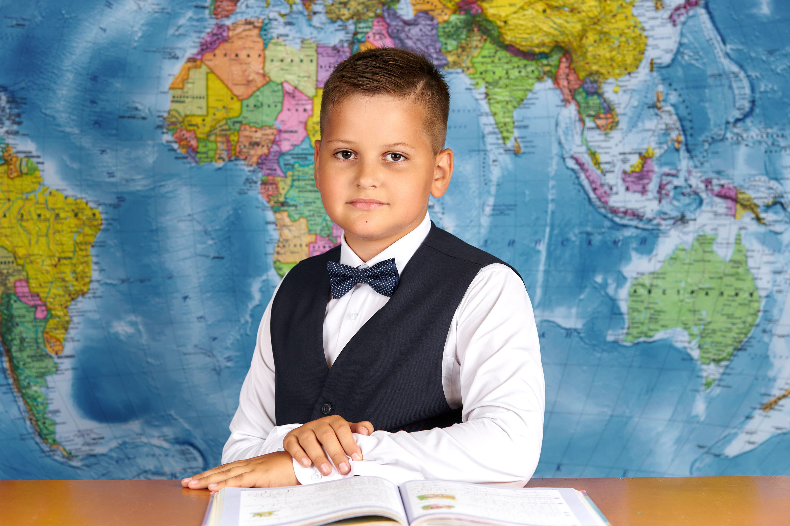 Средние портреты. Школьный фотограф Леонова Наталия