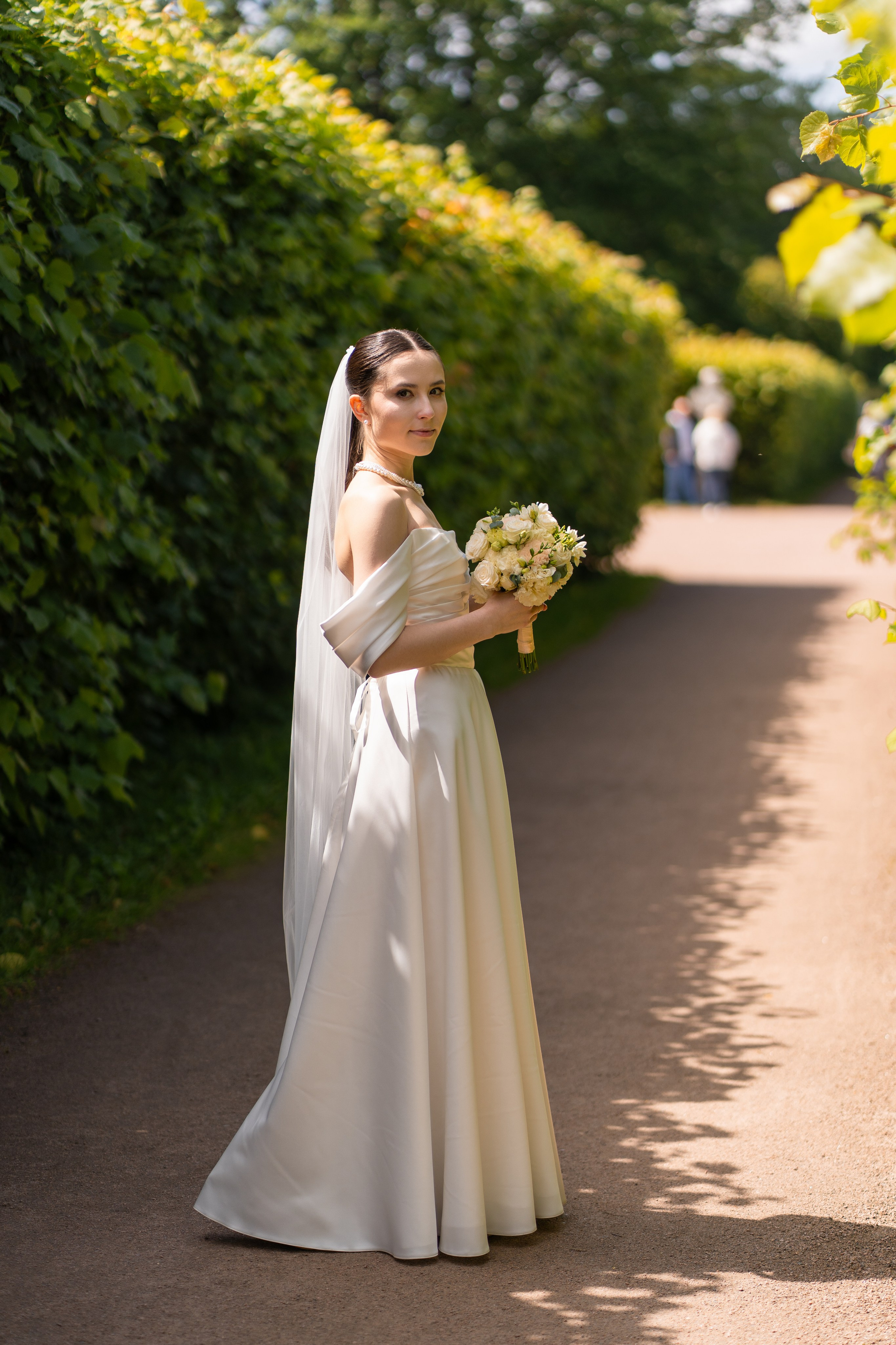 Влад и Илина в Кусково. Свадебный фотограф в Москве Анна Полушина