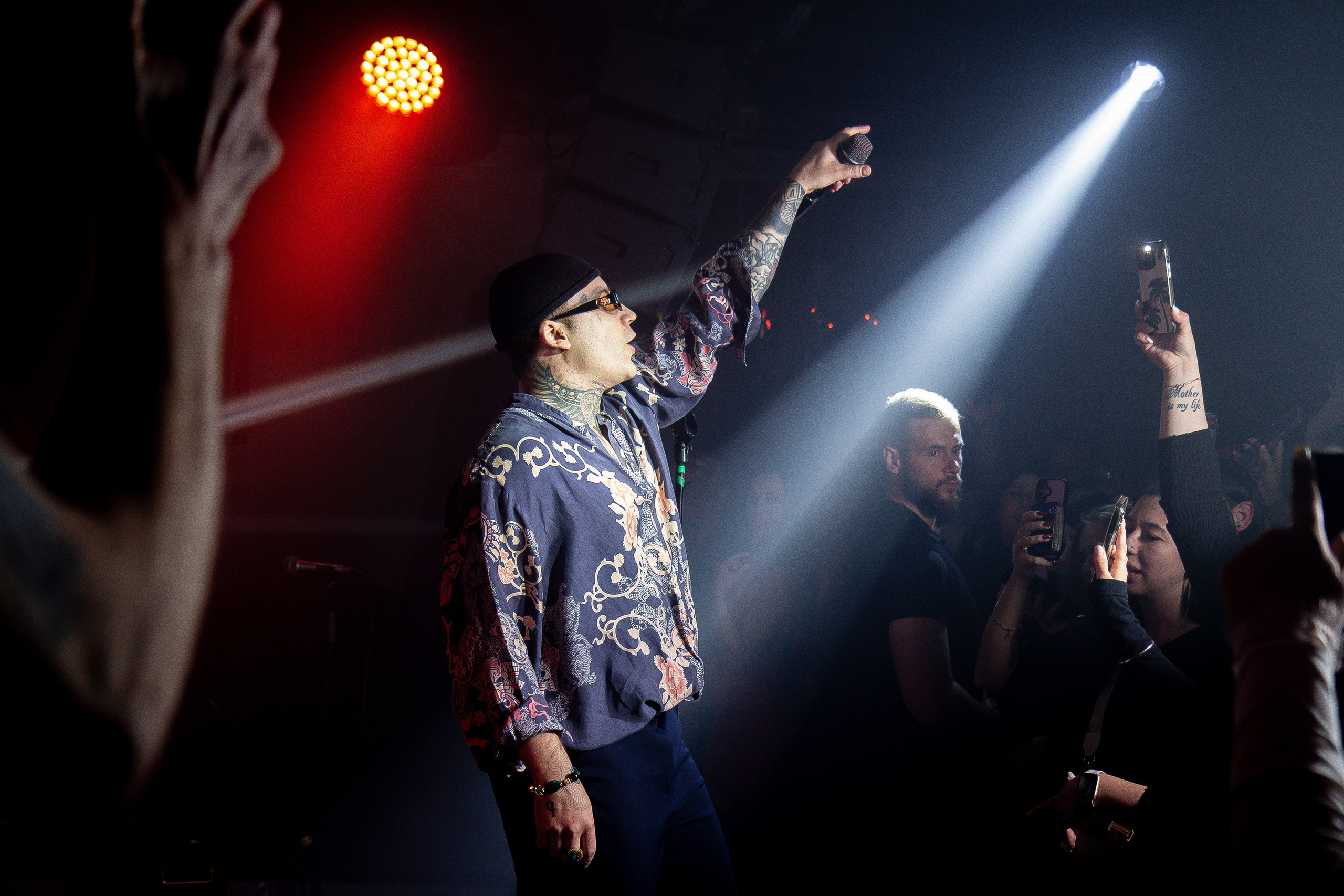 Концерт VA.NO | QUEST PISTOLS SHOW. Репортажный фотограф в Ялте Алексей Семёнов