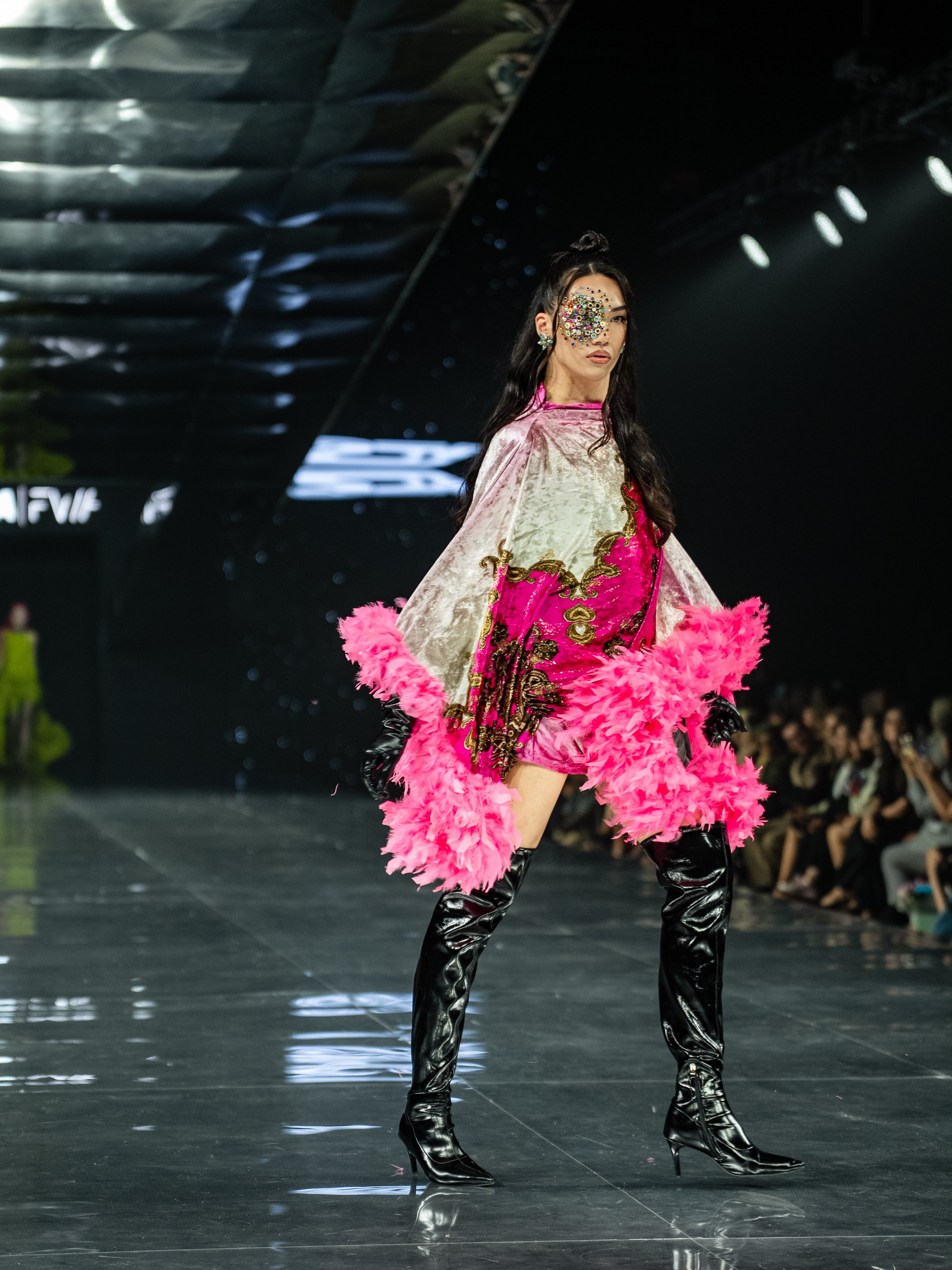 Visa Fashion Week YESYES. Сайт Алматинского НЮ АРТ, будуар и фэшн фотографа Дениса Карпенко