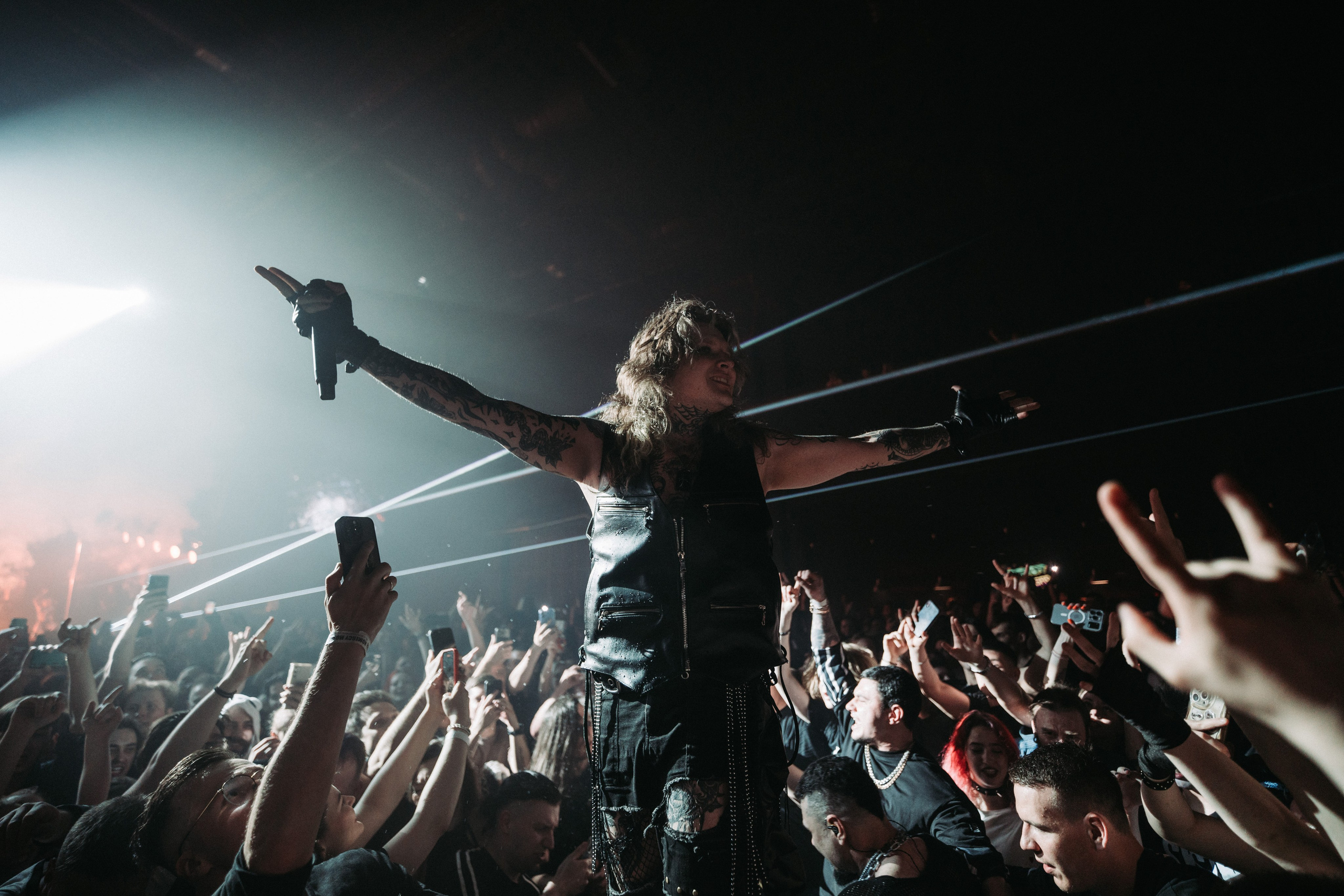 NEVERLOVE. Игорь Богатов — фотограф