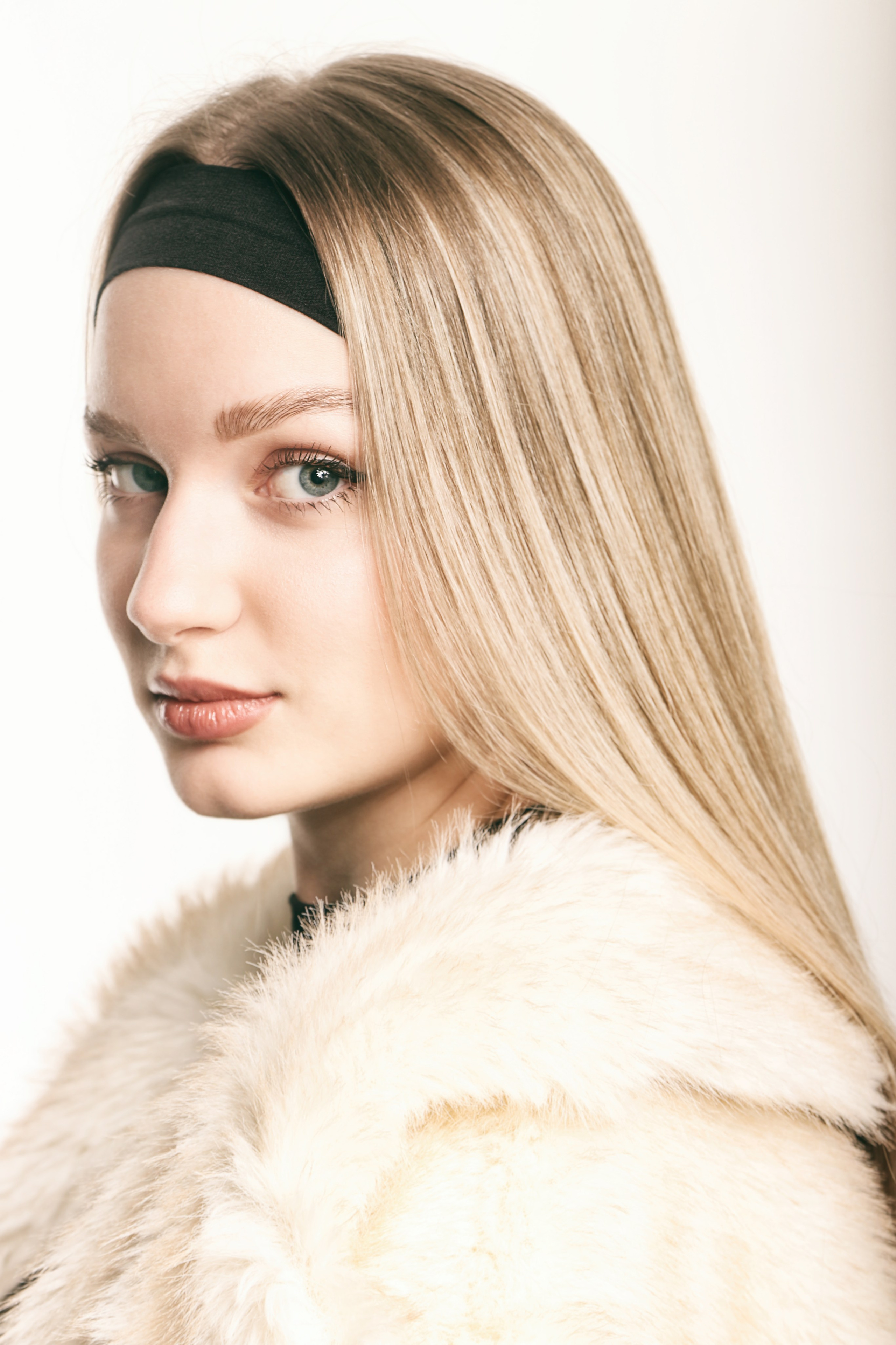 Шуба. Алиса Томшина — Фотограф / Видеограф