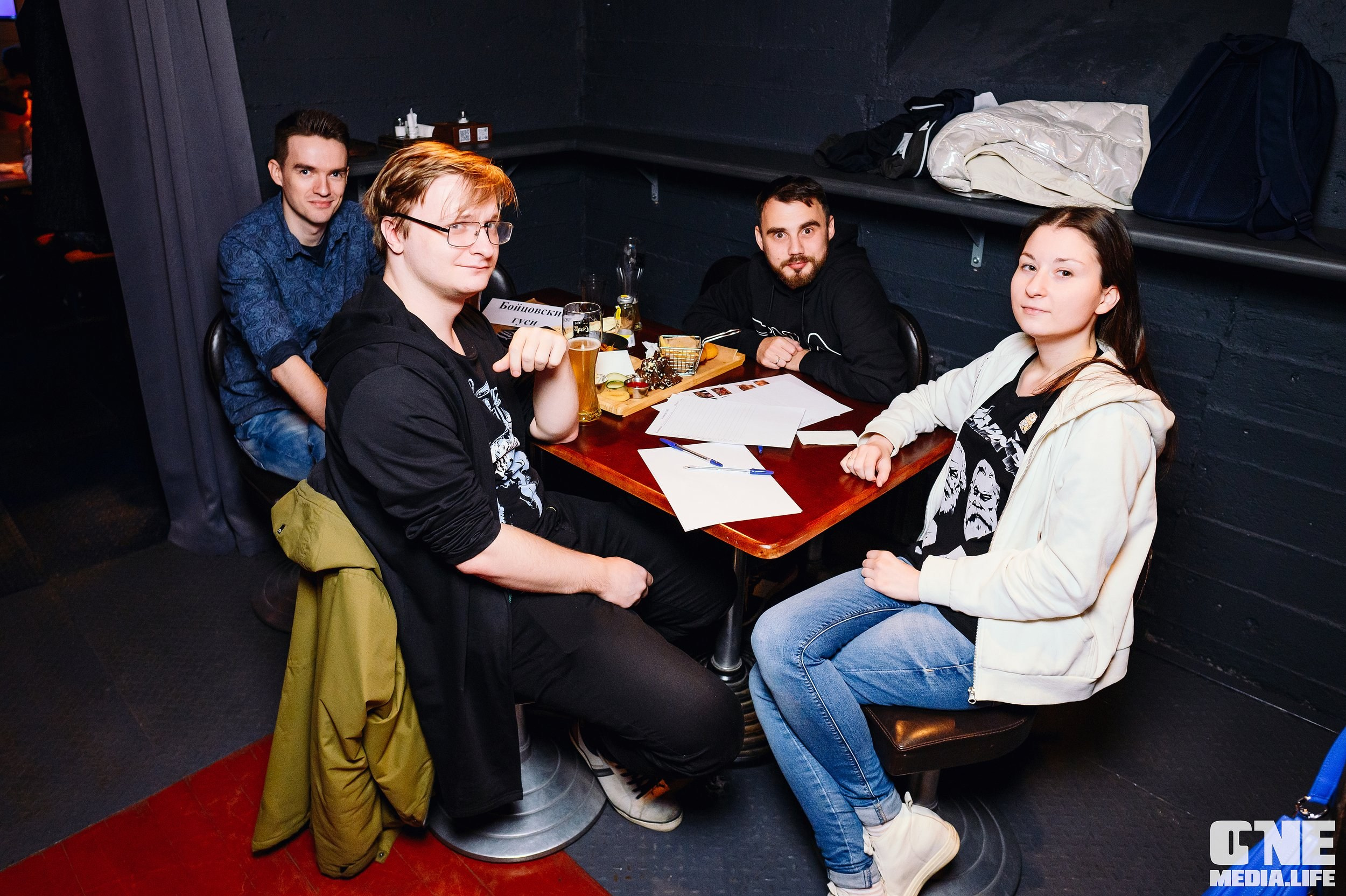 Квиз в баре Dreadnought. One Media Life: фоторепортажи, фотоотчеты с мероприятий и заведений