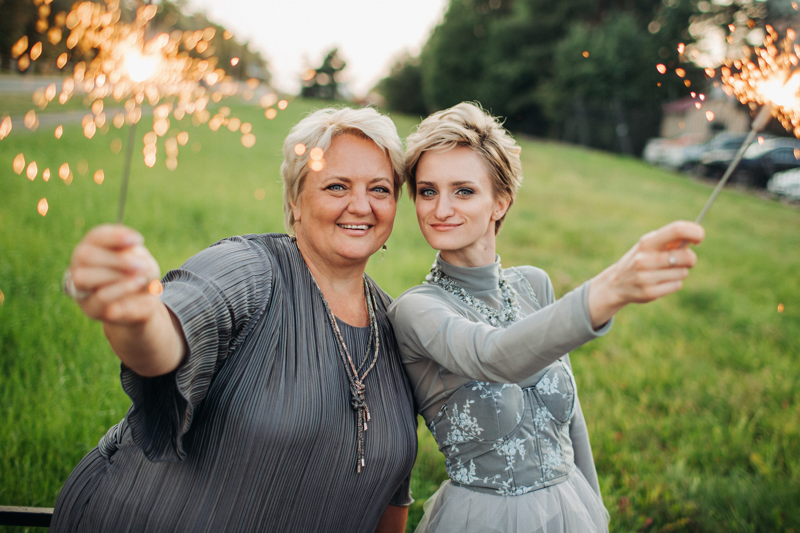 Vlad & Nadya (Saint-Petersburg, Russia). Destination wedding photographer Peter Letu