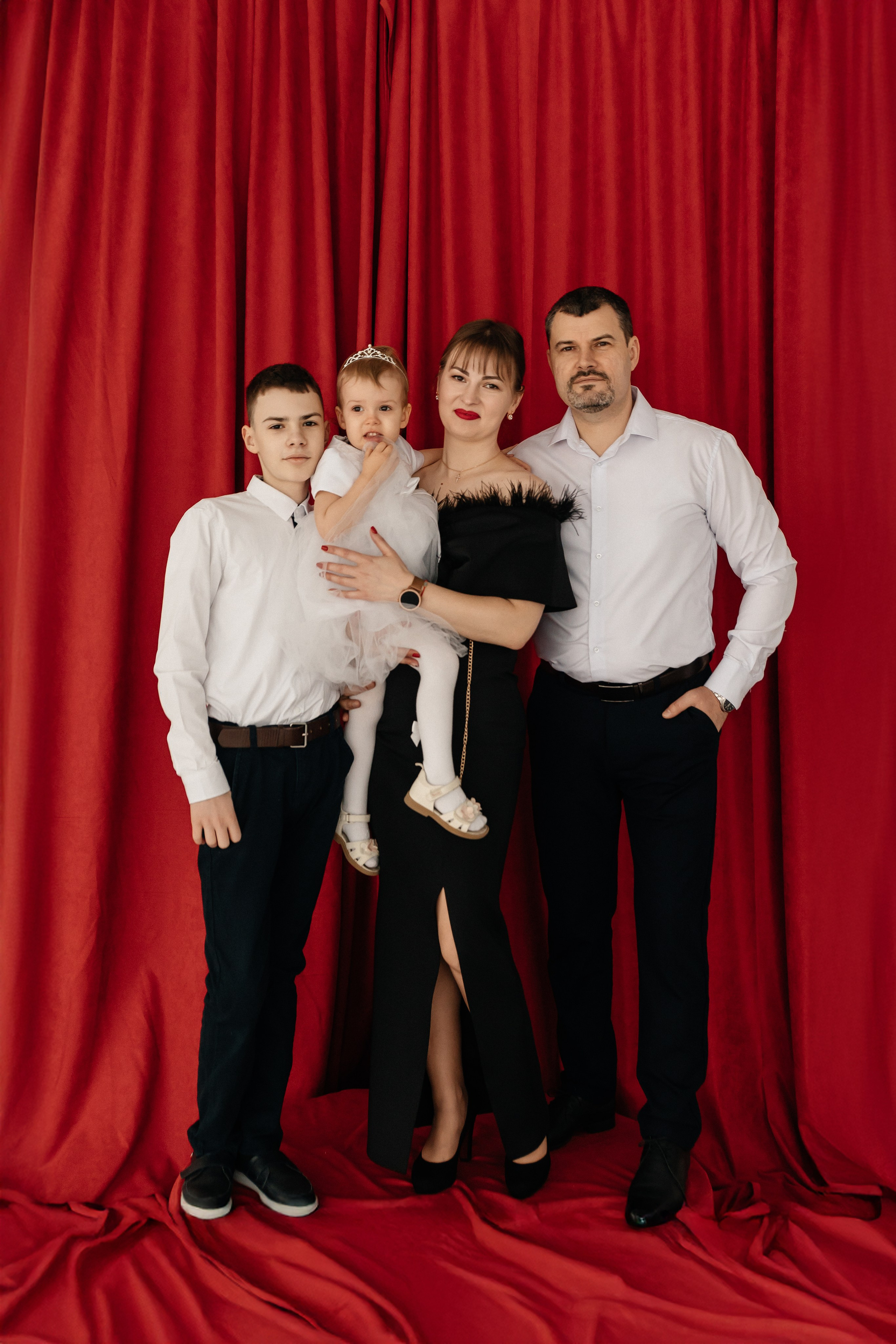 Нина, Саша, Паша, Маша. Семейный фотограф Минск Усова Ольга