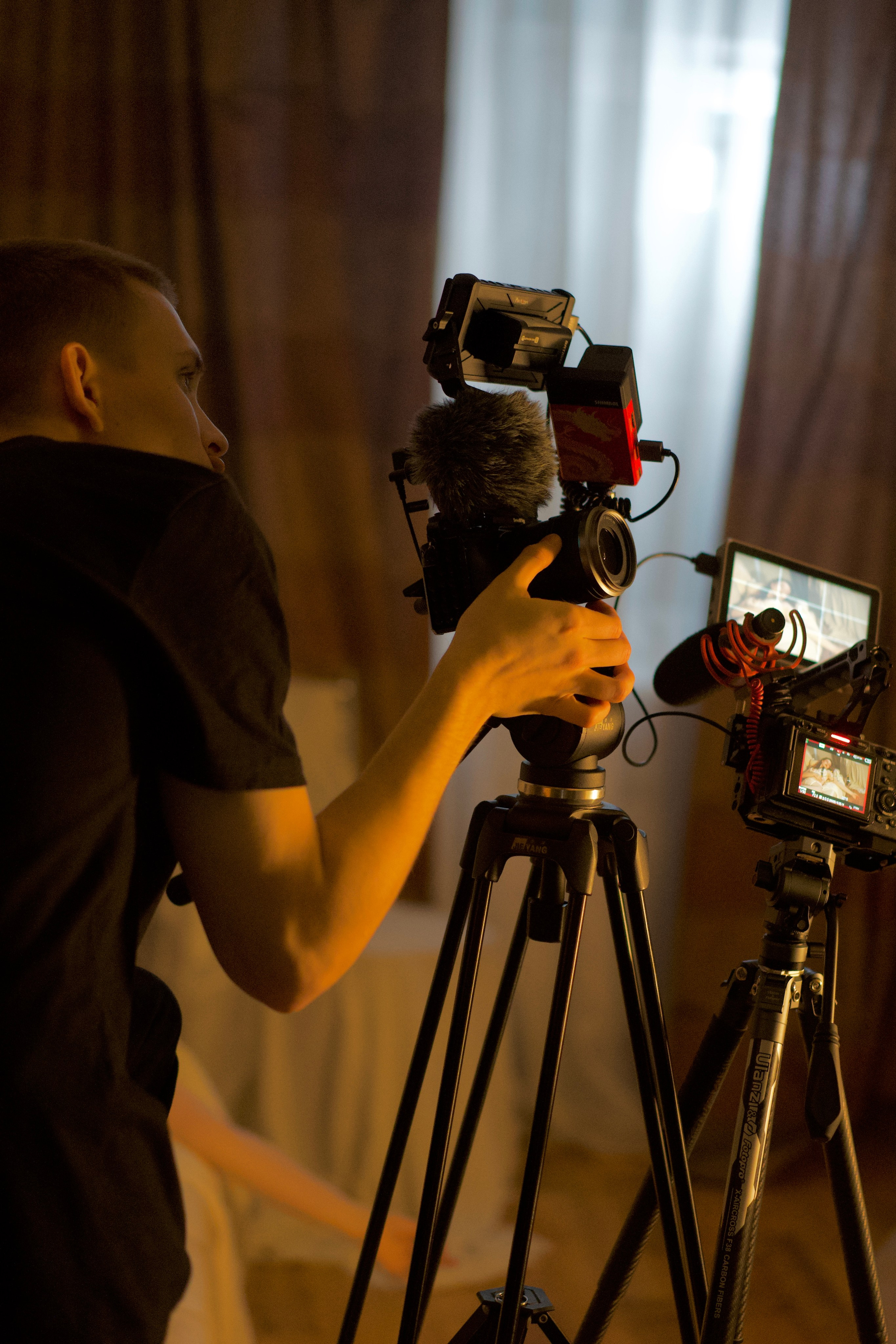 ФИЛЬМ «10». Фотограф, оператор и рилсмейкер в Москве — Ася Палагута