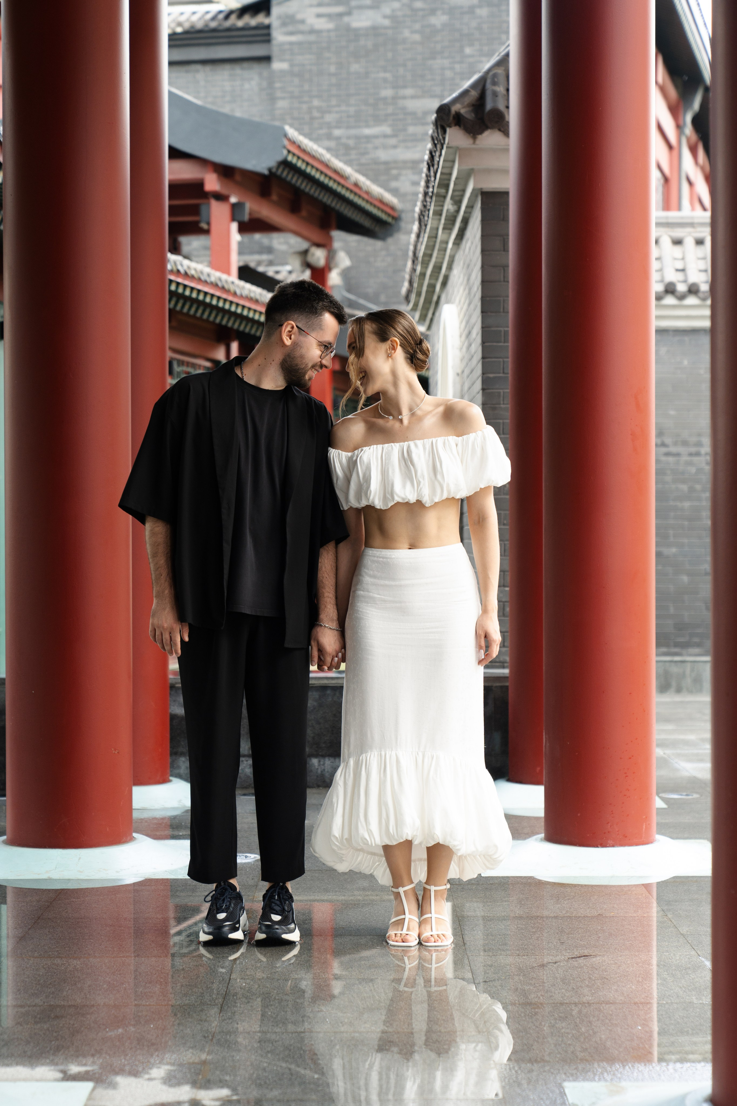 «комфорлабельно и эстетично». Свадебный фотограф Наташа Брифли