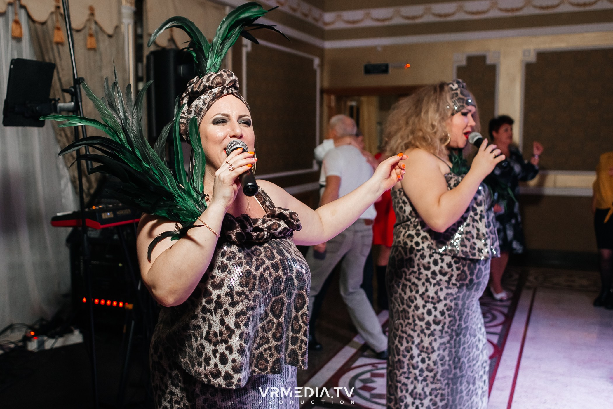 ПЯТНИЦА ДЛЯ ДРУЗЕЙ в ресторане «Империя»