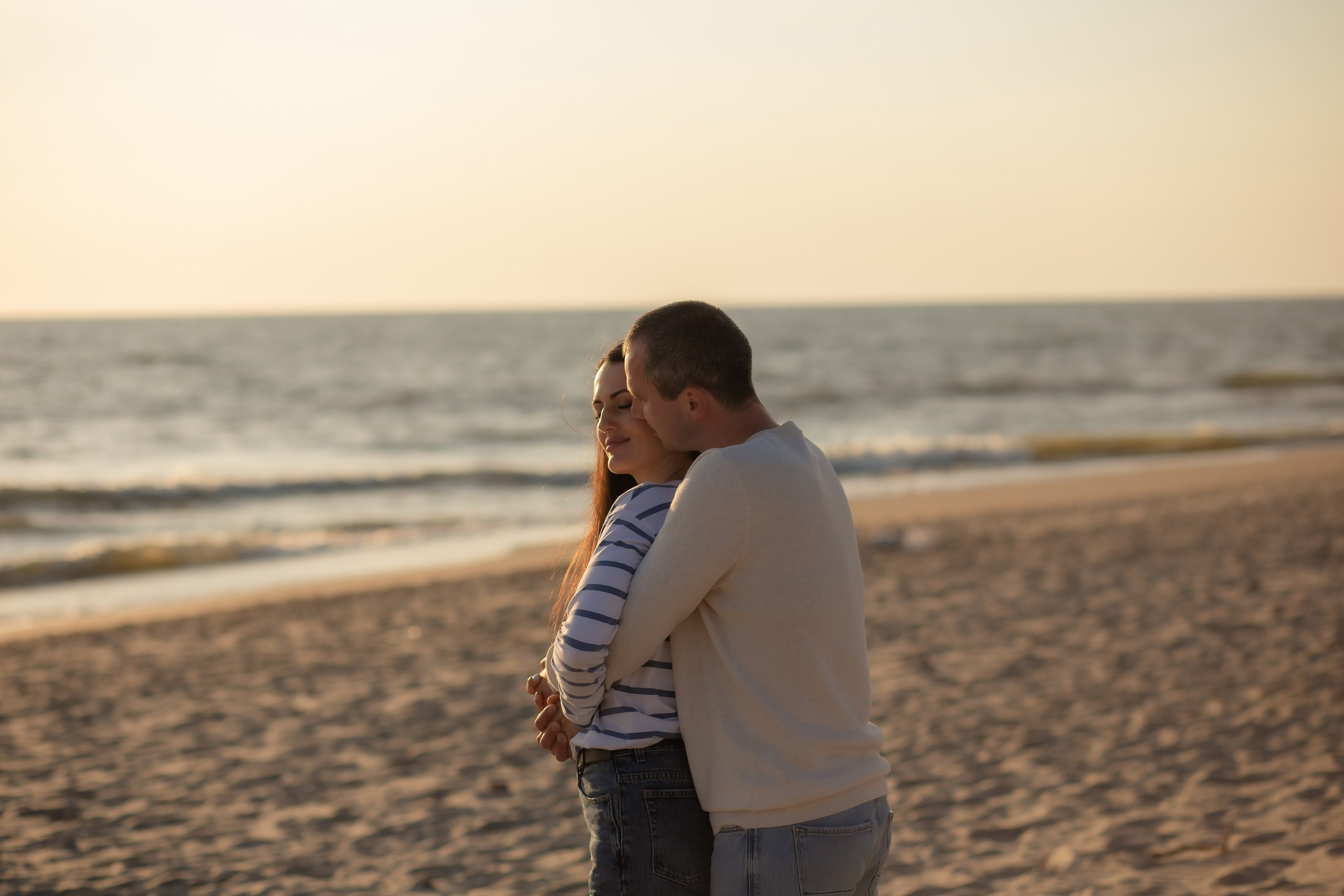Павел и Татьяна. Закат в Янтарном. Фотограф в Калининграде Решетникова Алина