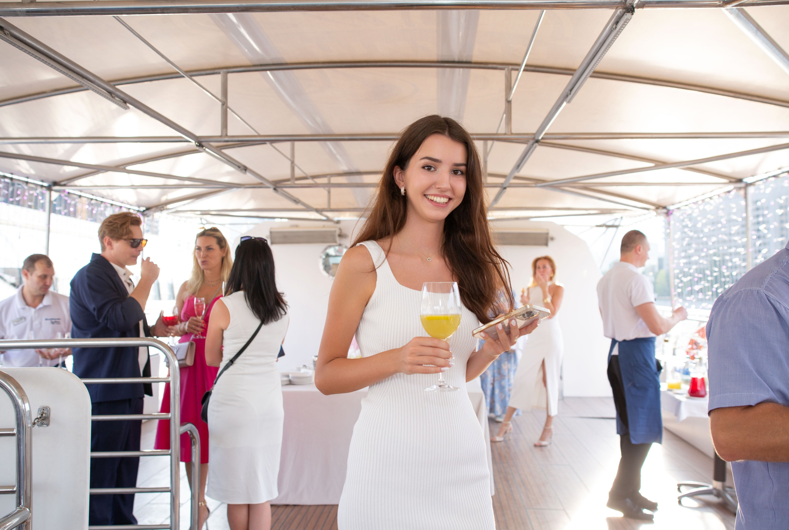 Dubai Vibes Intourist Cruise Party. Семейный и детский фотограф Анна Петракова