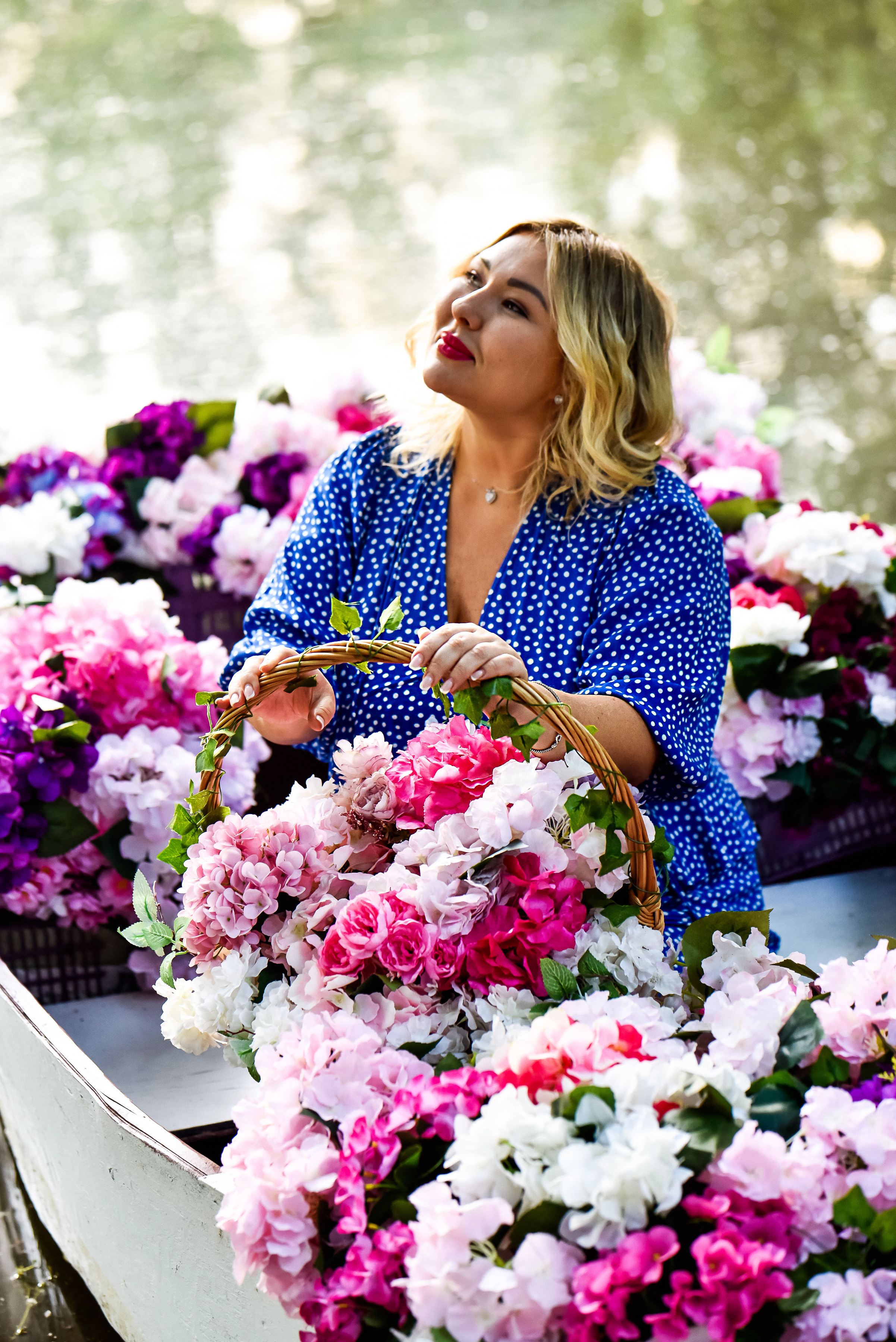 Фотосессия с лодкой Оля