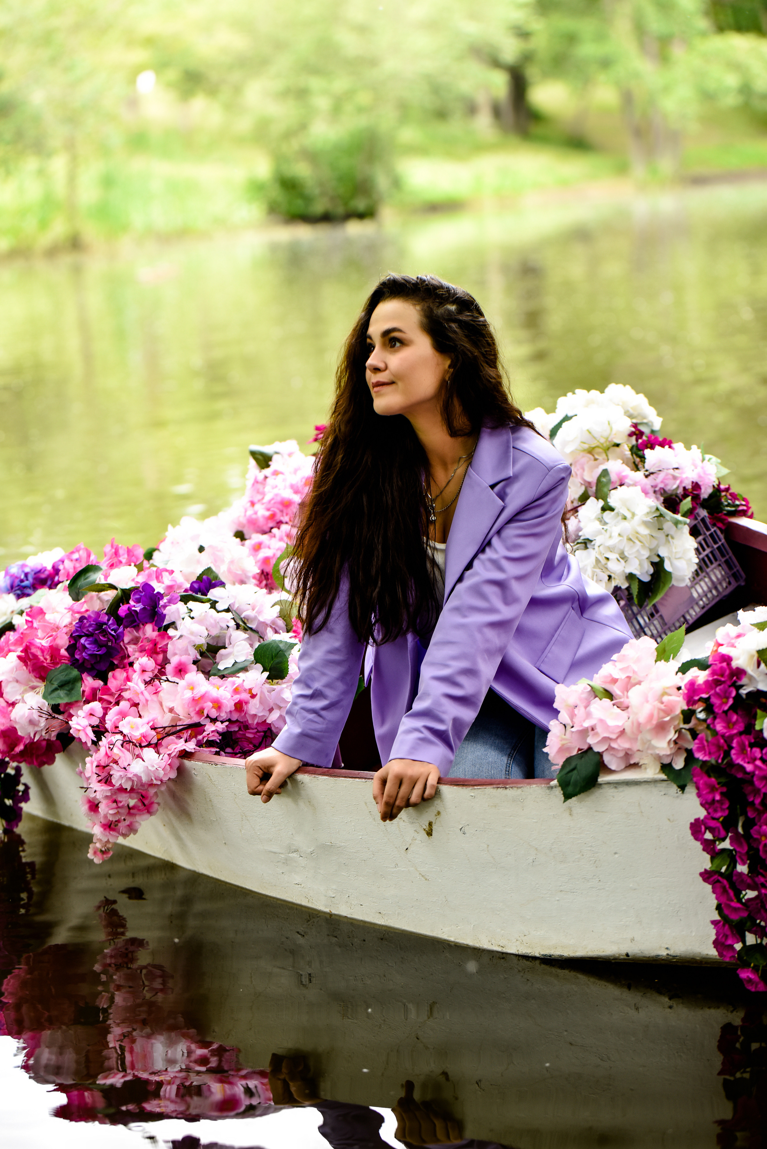 Красотки на лодке