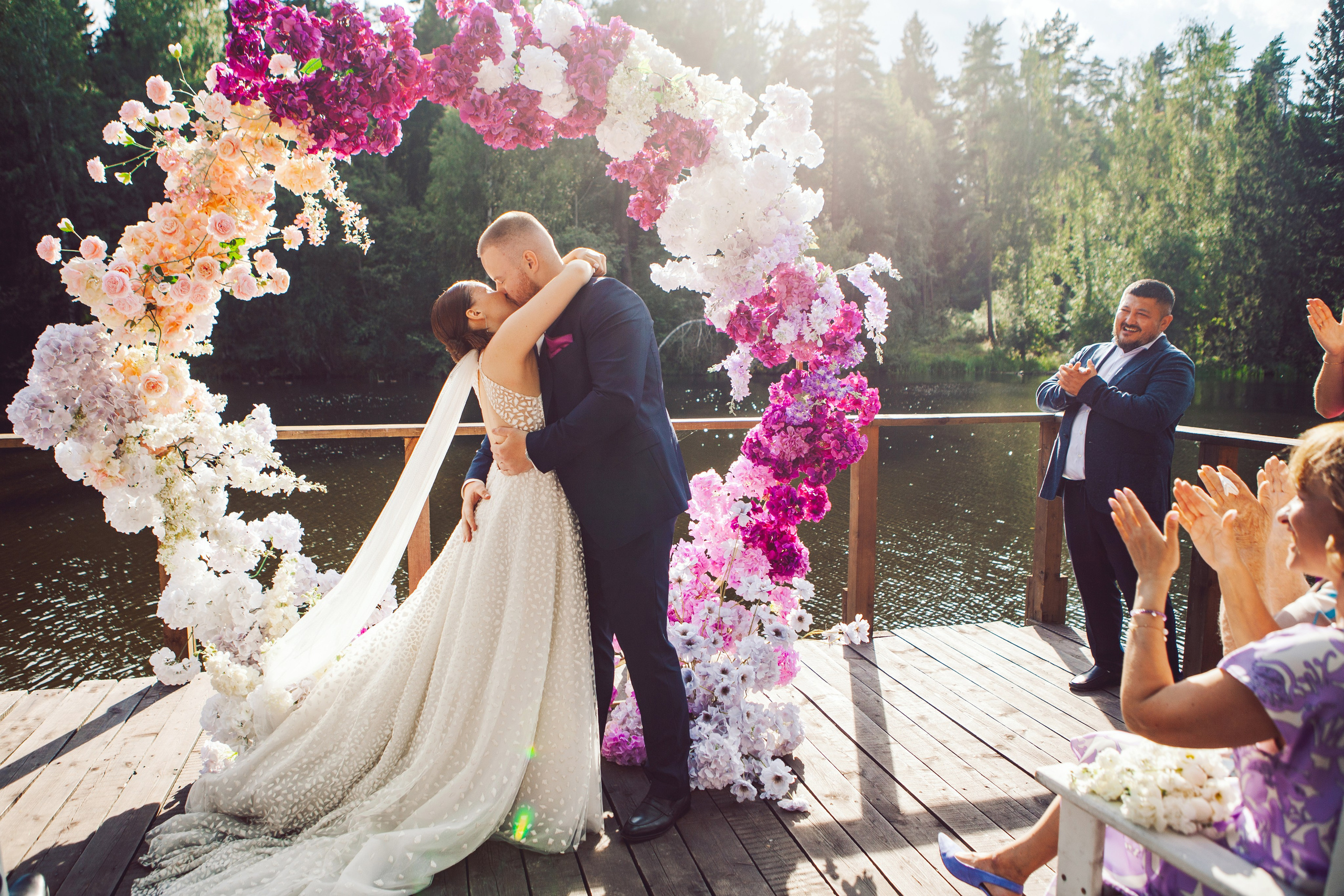 Свадебная фотосессия в отеле hartwell hotel и на патриарших прудах. Фотограф Ольга Ефремова