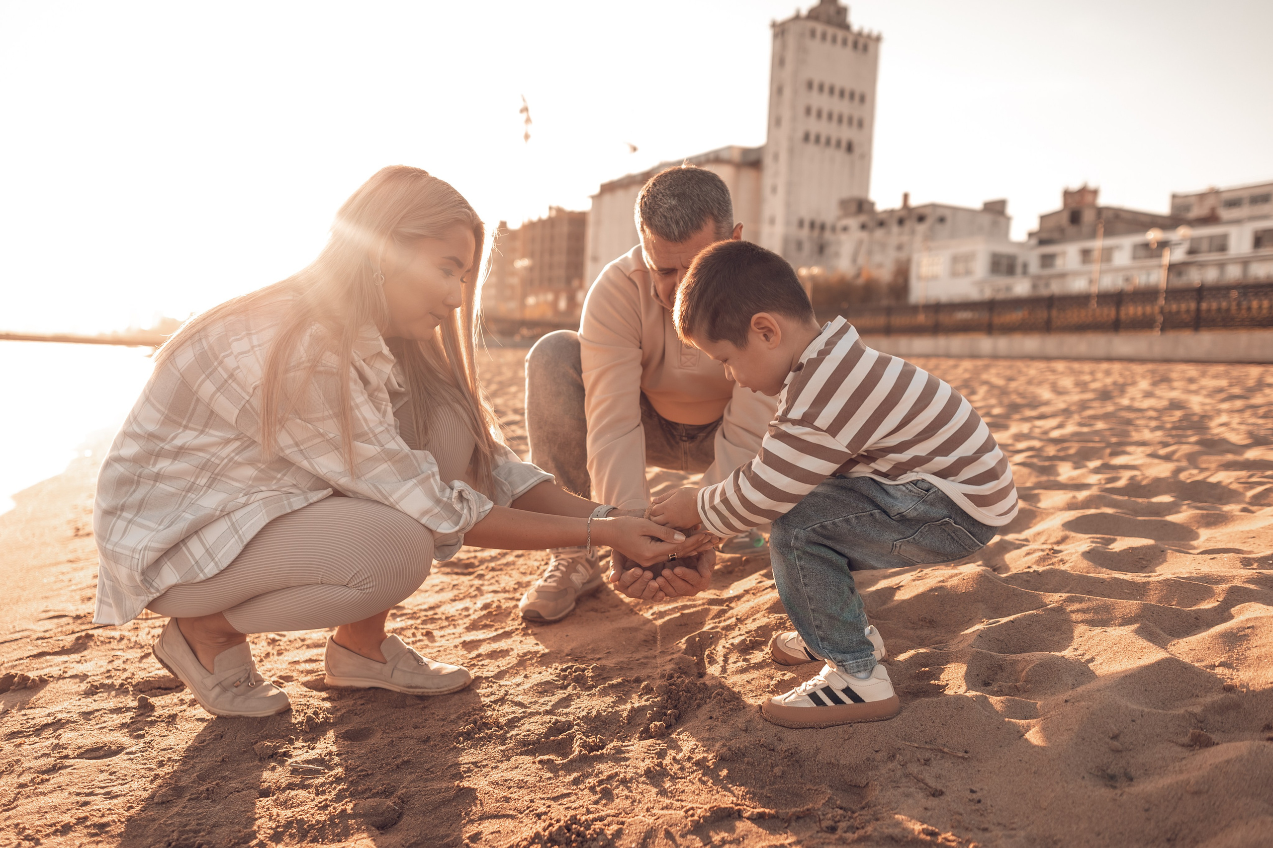 Алексей, Елена и Тимур. Пляж. Главная