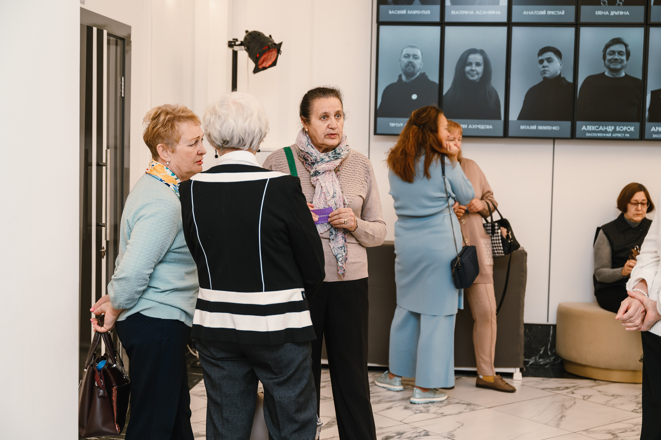 Театр кукол: «Птифуры. Бабушки». Свадебный и просто хороший фотограф в Челябинске