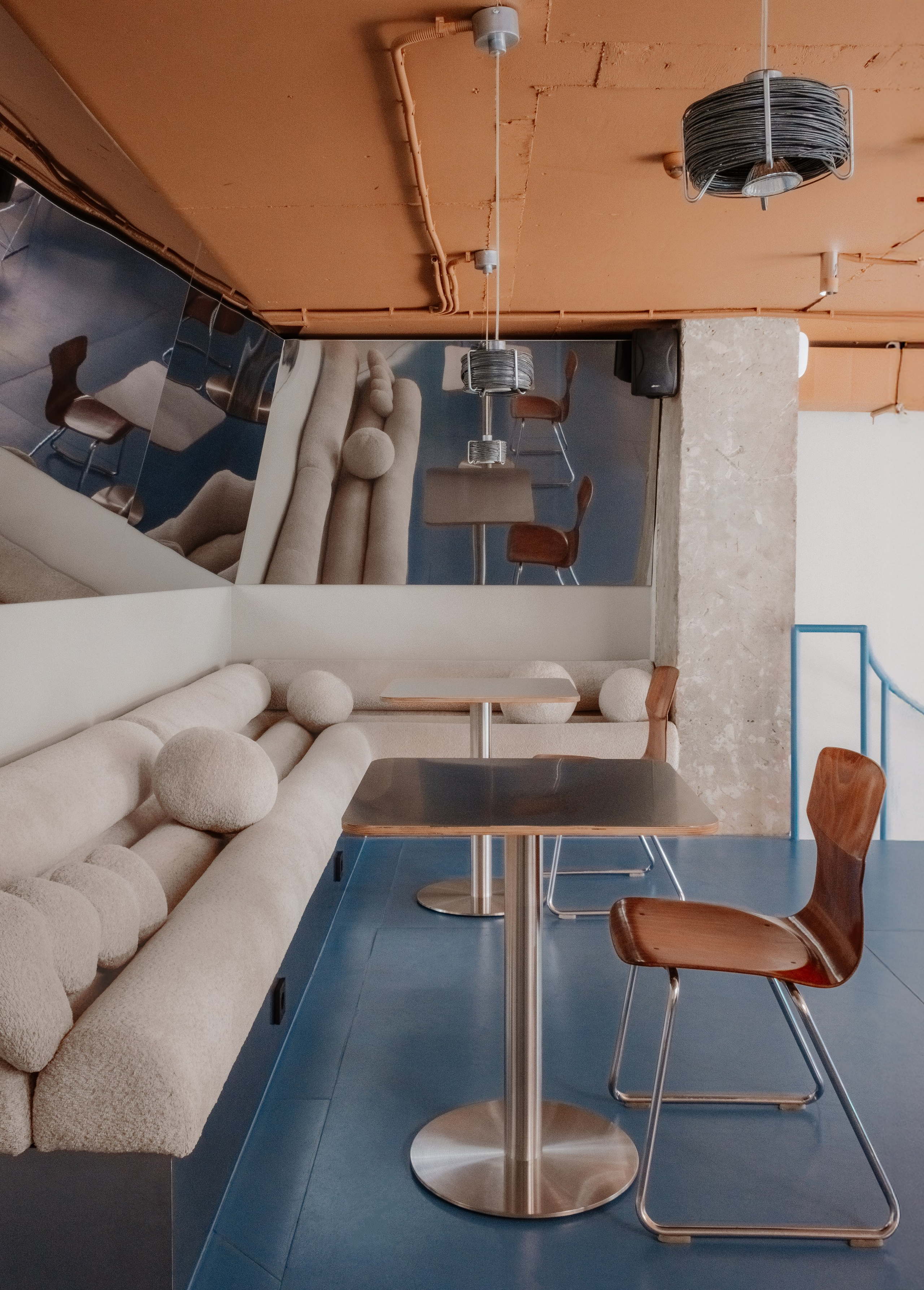 Zatsepi Coffee by Sogret Buro. Ekaterina Symidi. Interior Photographer