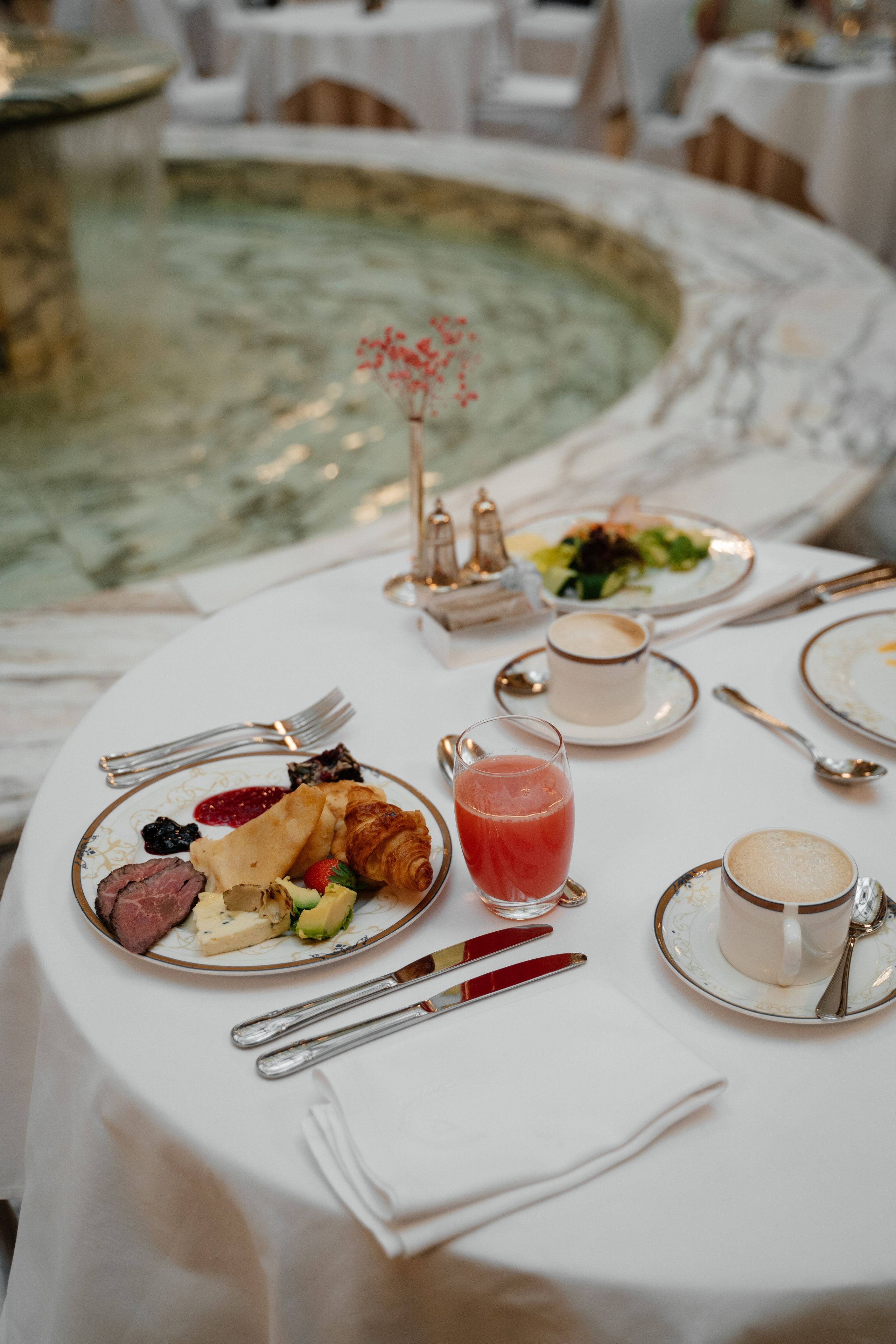 Metropol Wedding. Valeria Coconova Photographer Italy Como Milan