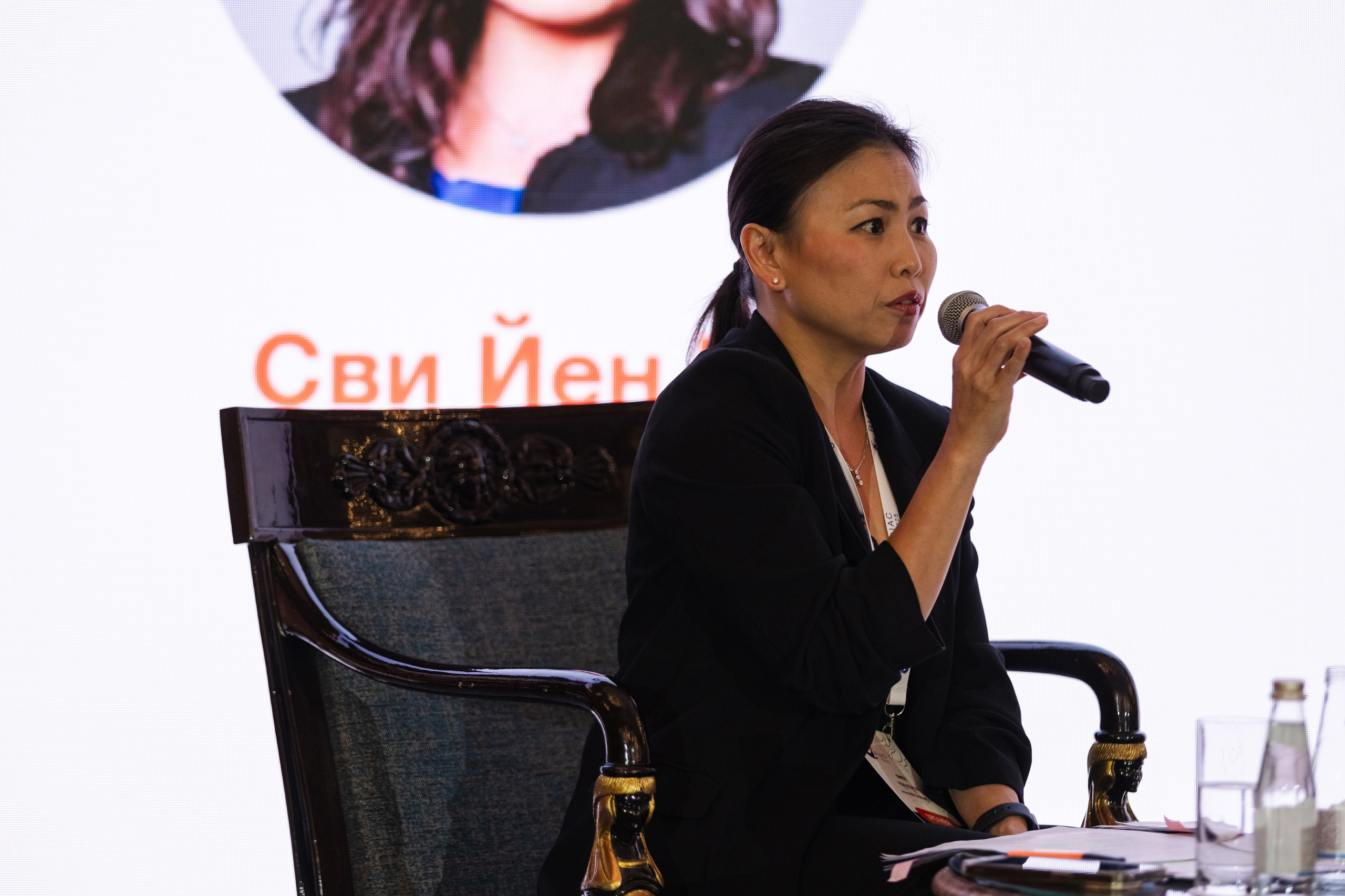 RIAC 2025. Свадебный репортажный фотограф в Москве