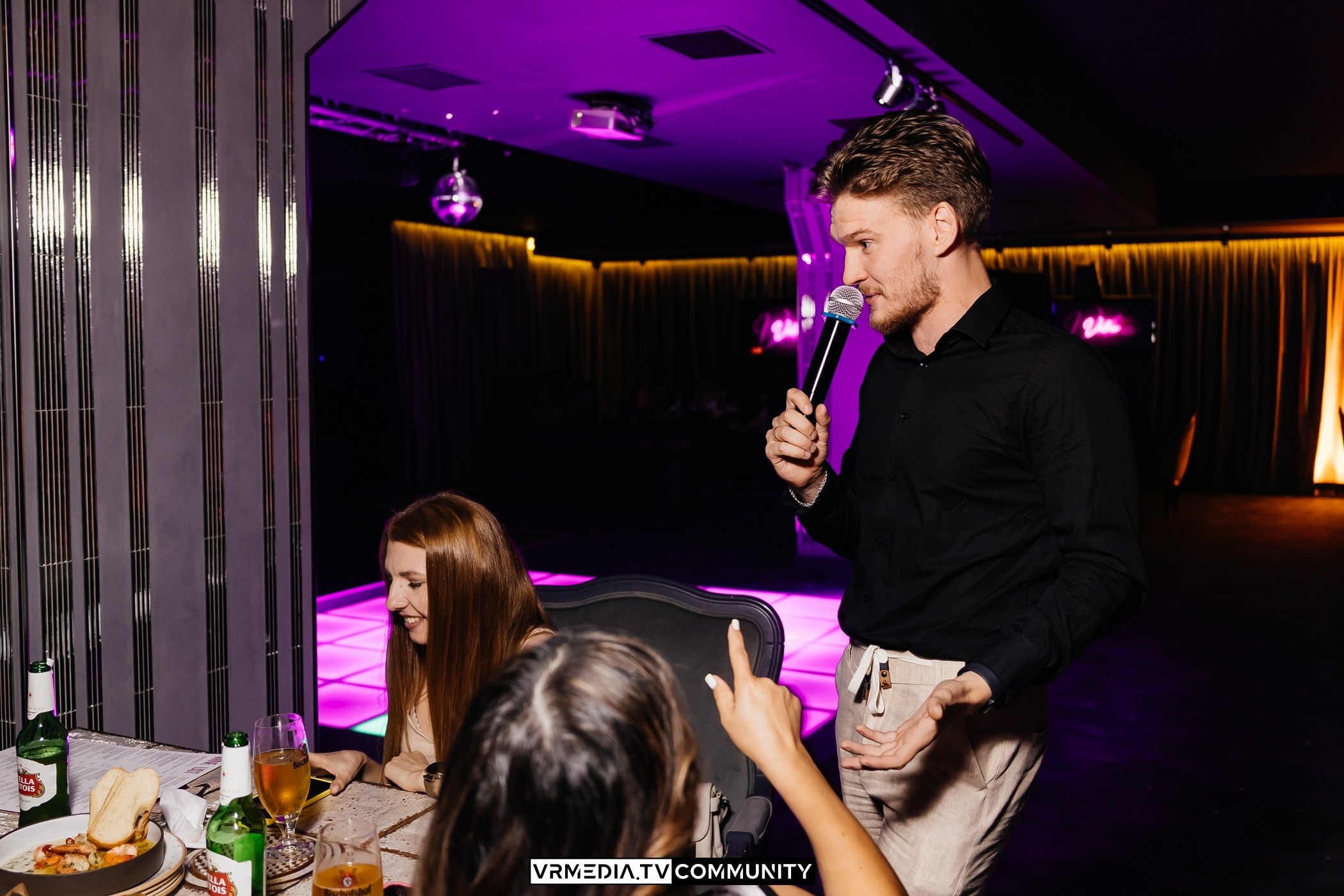 Выходные в караоке-бар «Volna»