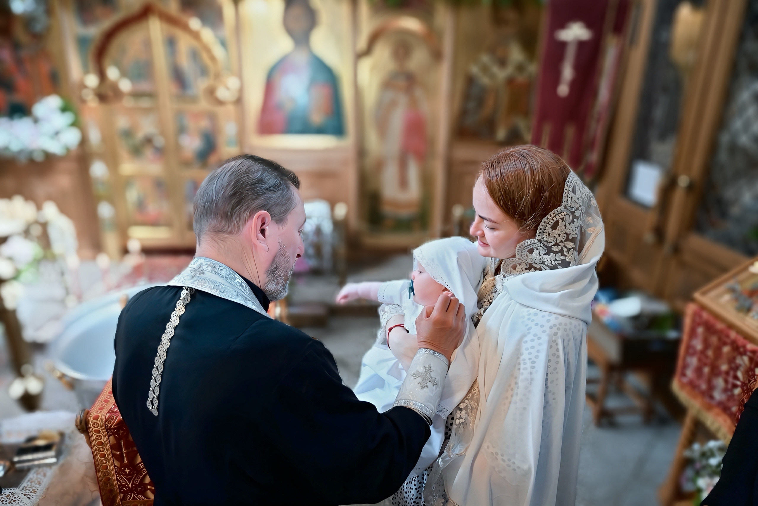 Крещение мама Лилия. Семейный и детский фотограф Москва