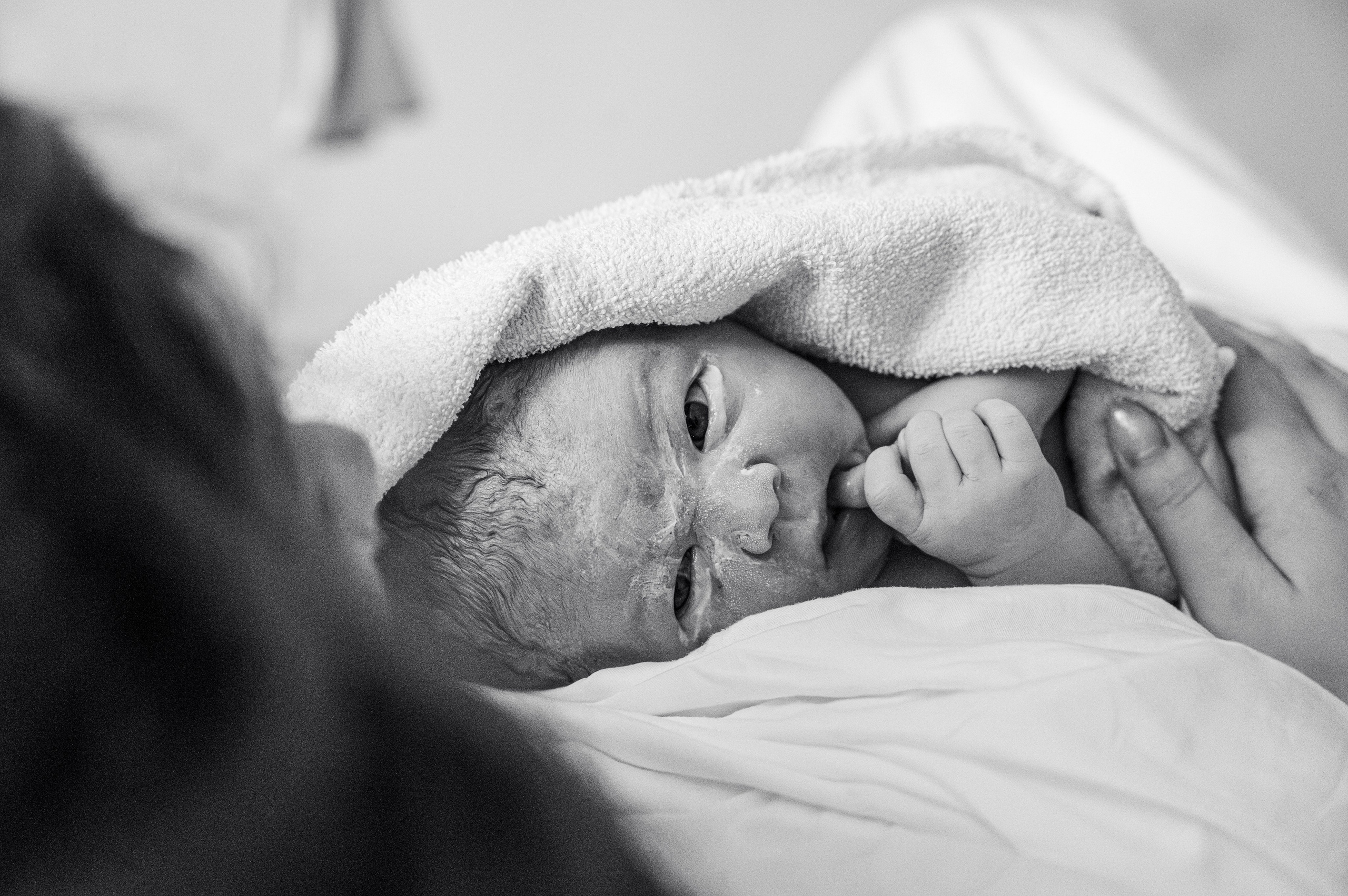 Василиса родилась. Роддом на Фурштатской. Парцалис Г.К./ Иринина А.С. Фотограф на роды СПБ Юлия Герасимова