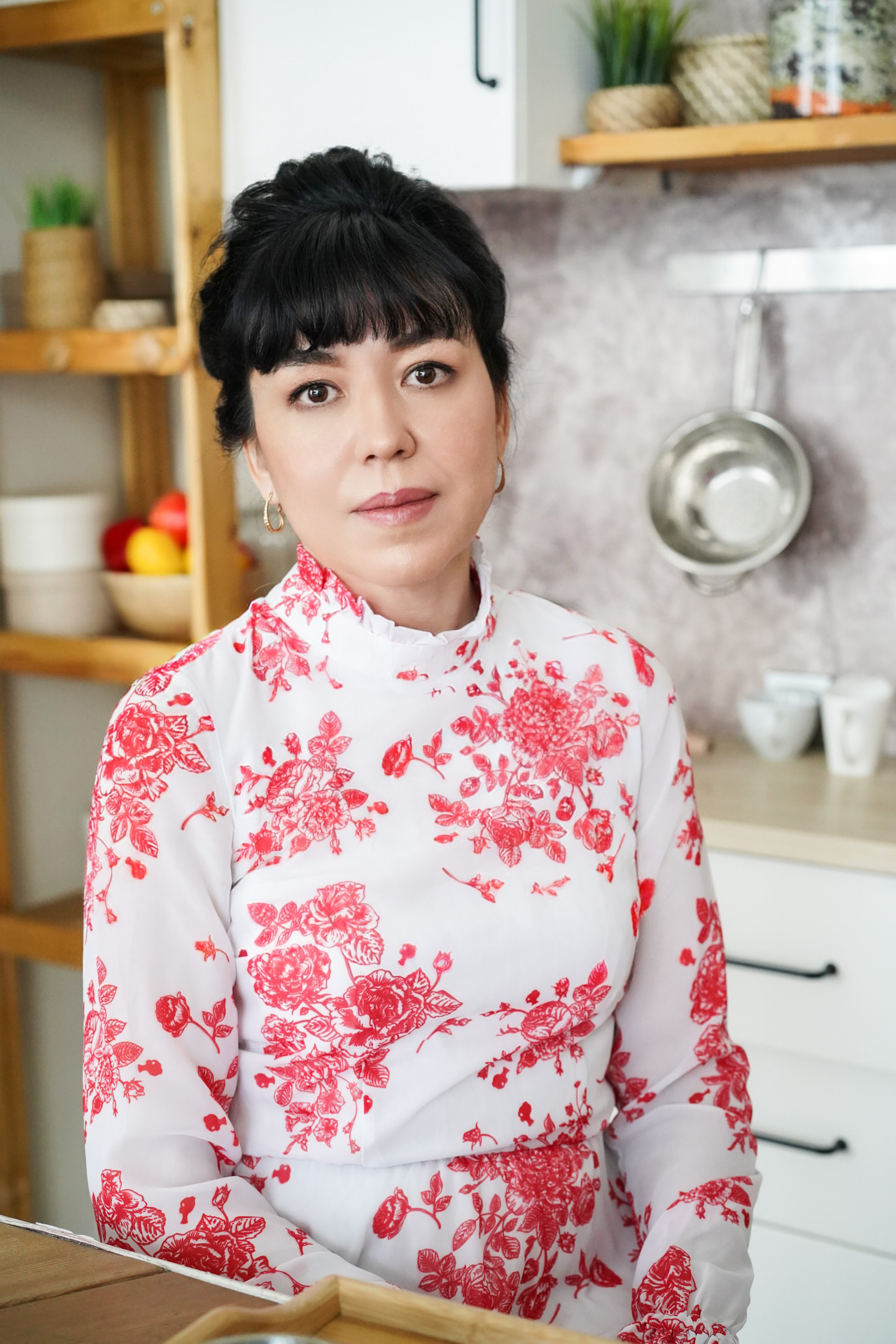 Мама с дочкой в студии. Фотограф Москва, визуальный менеджер Дарья Шевченко