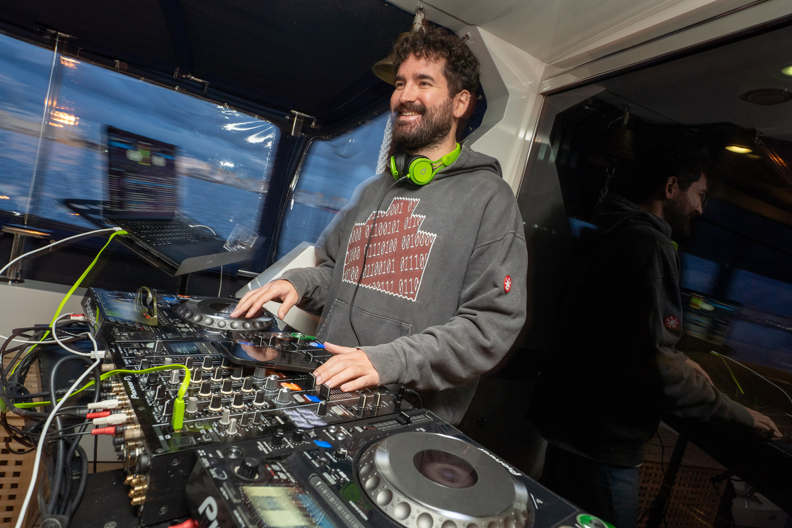 Яхта Парус. ОЧЕНЬ ПЛОХОЙ ФОТОГРАФ