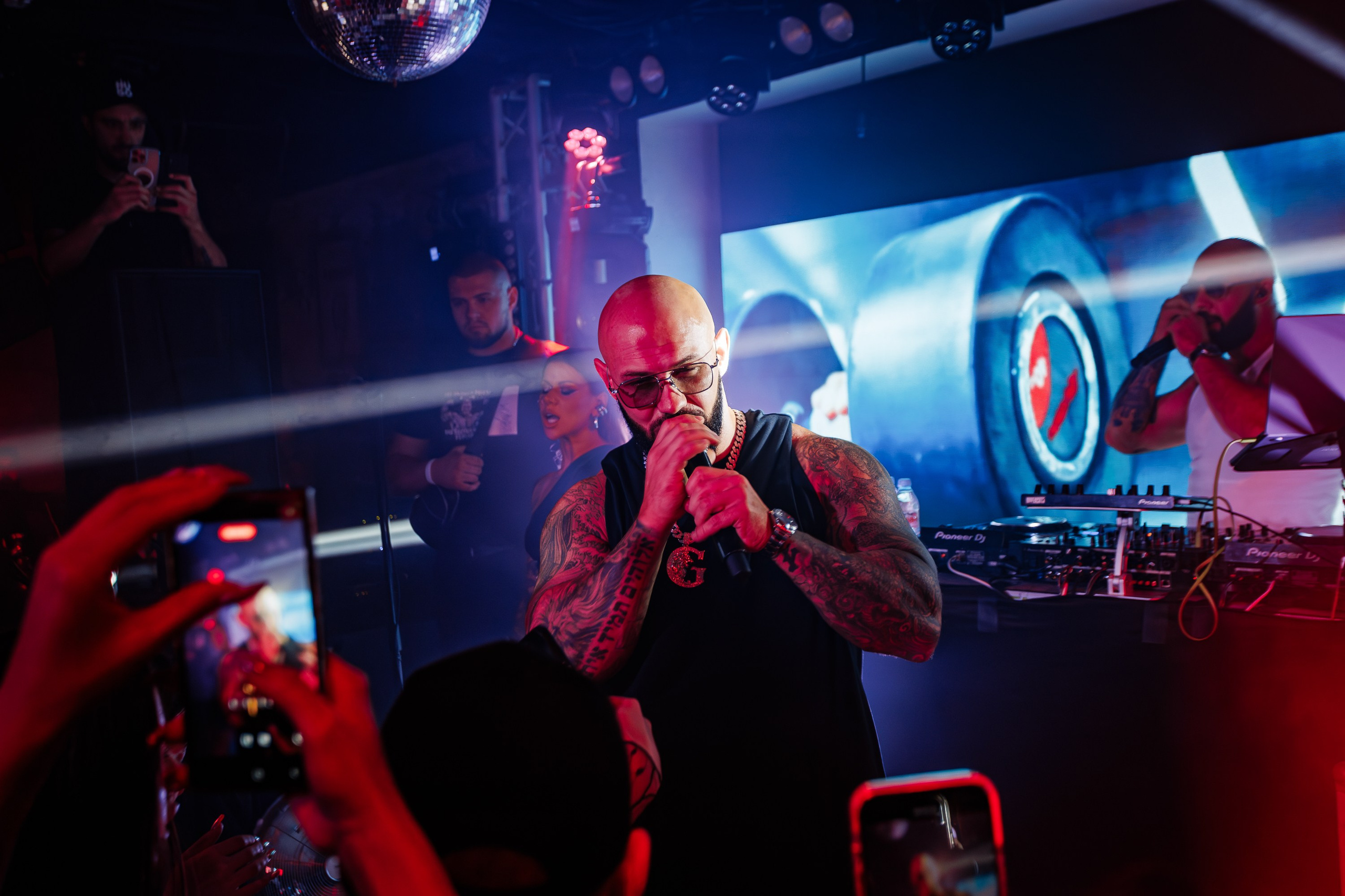 «Джиган"_Чайка на пляже_Ялта_12.07.2025 г. Аминов Руслан | Фотограф