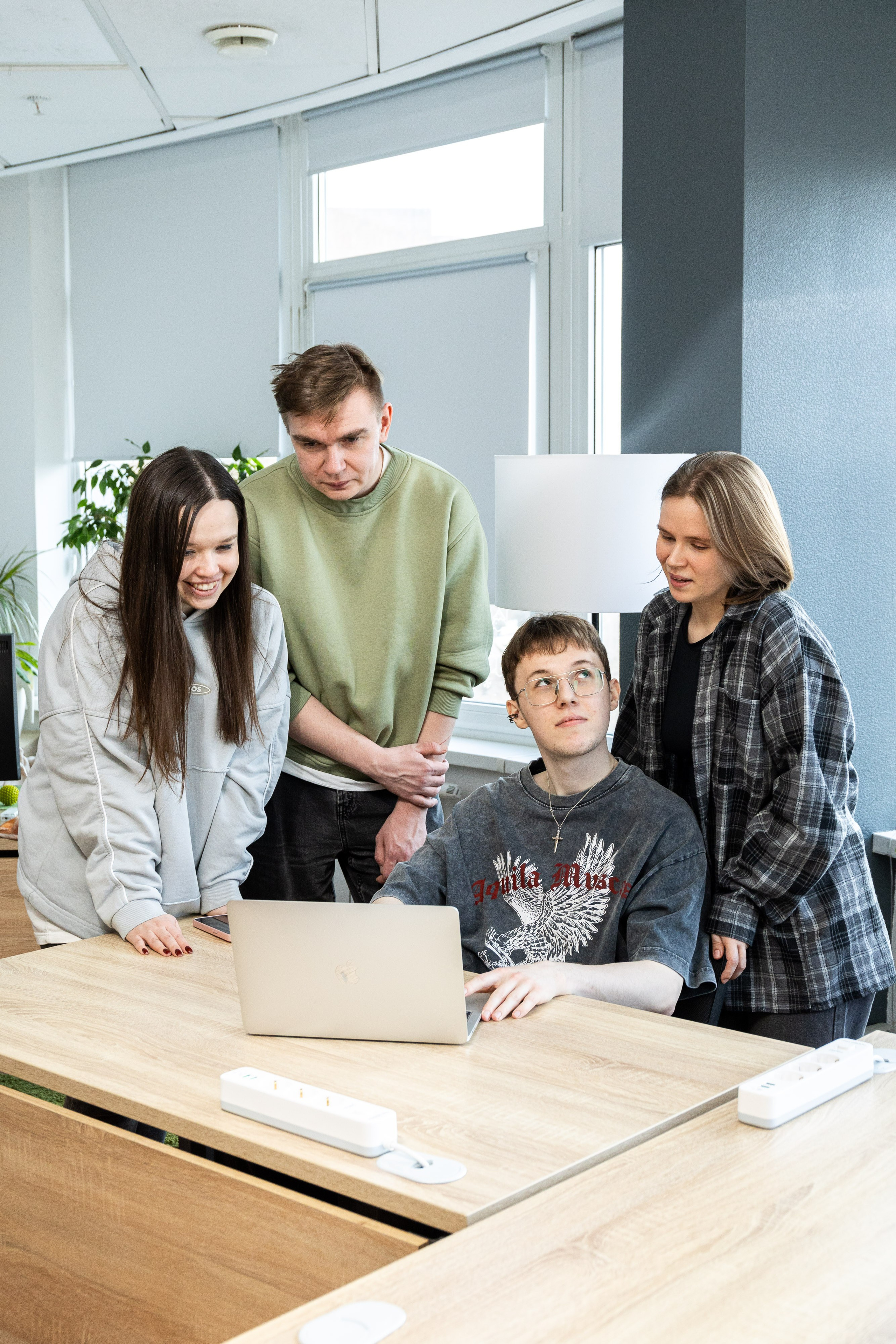 Фотосессия для соцсетей Naumen. Фотограф Родион Нарудинов