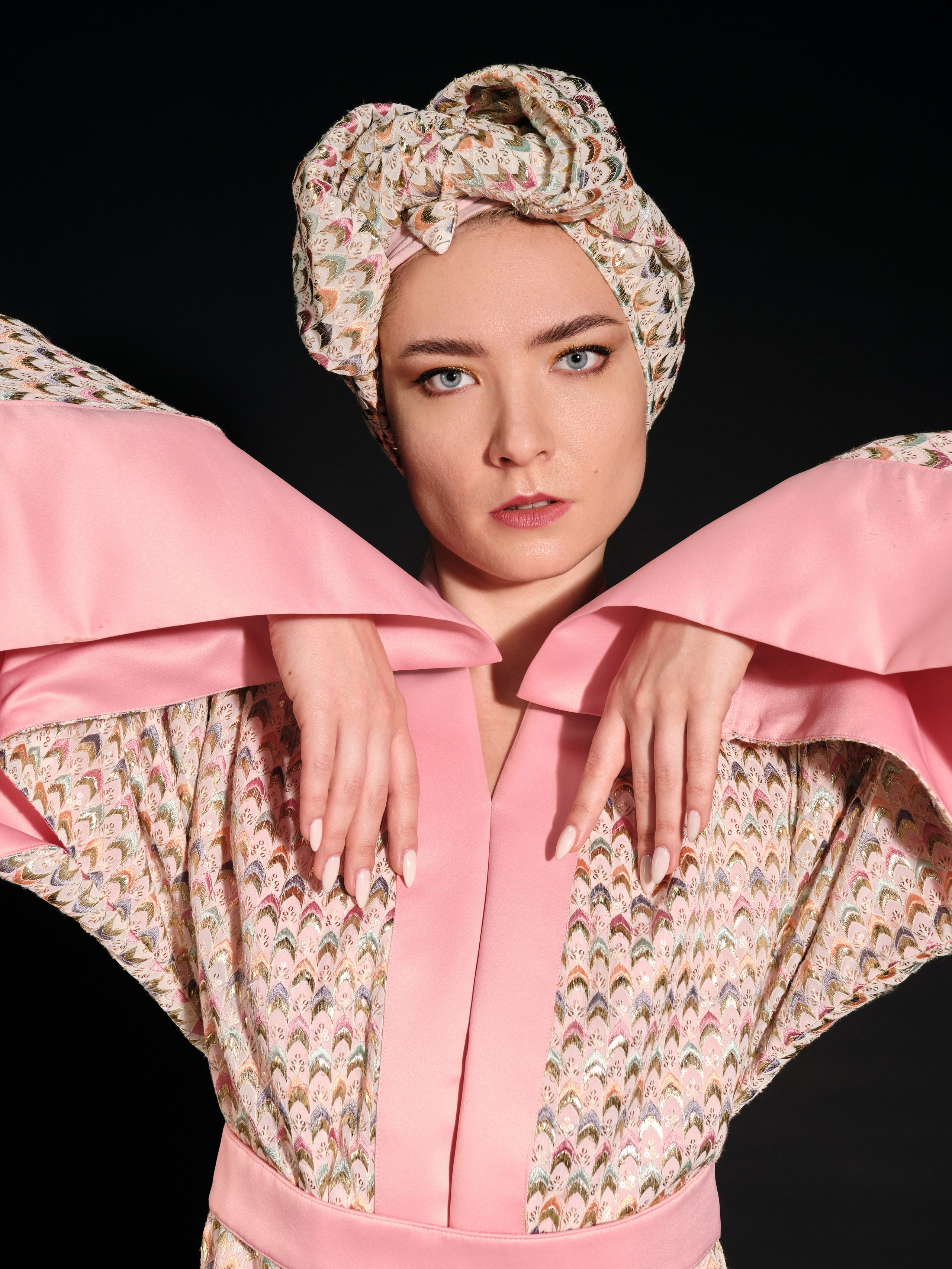 FA by Fatima Alhashimi. Коммерческий, репортажный фотограф в Москве Лейла Мару