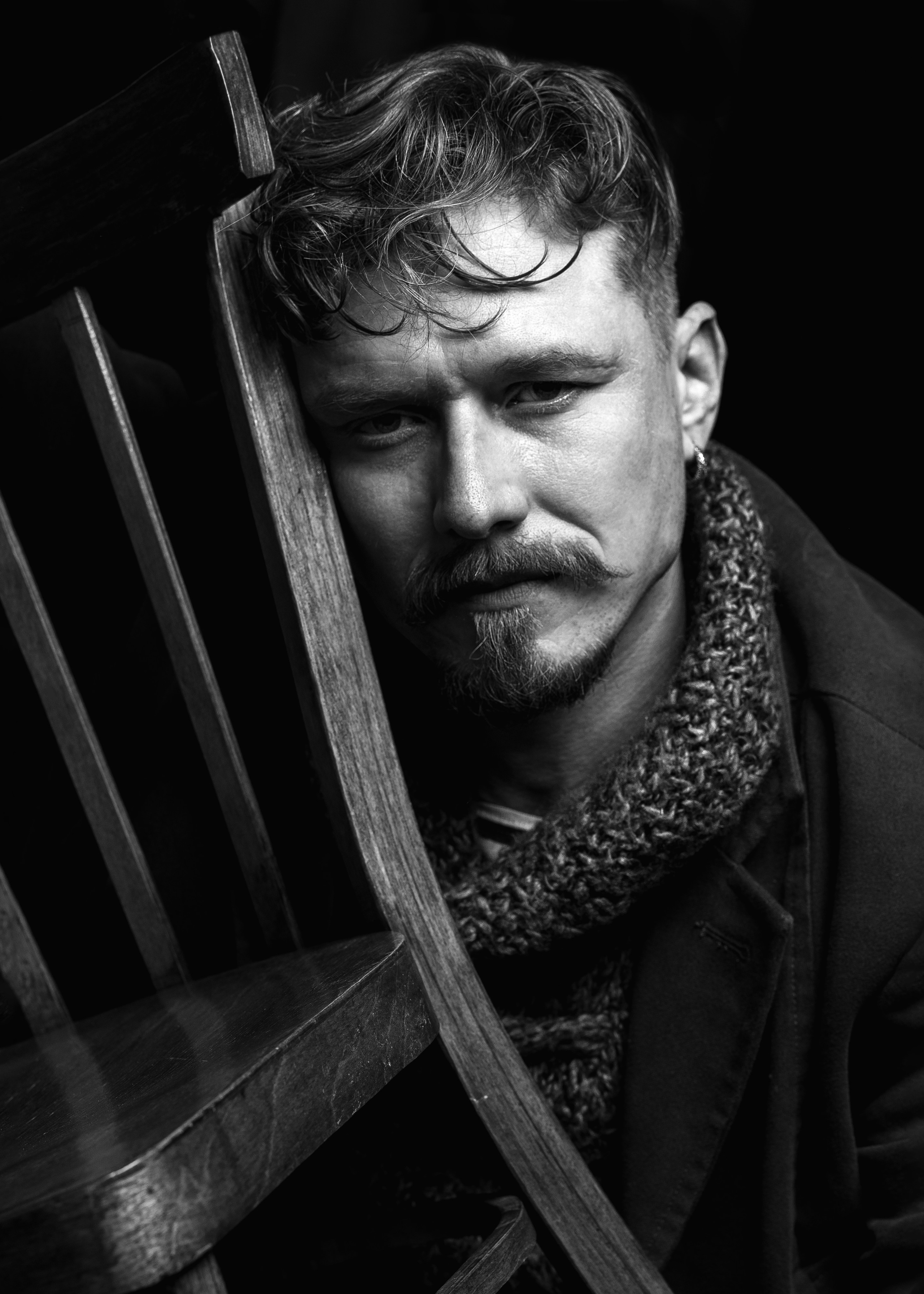 Антон Тимошевский, профессиональный портретный фотограф в Москве и Орле