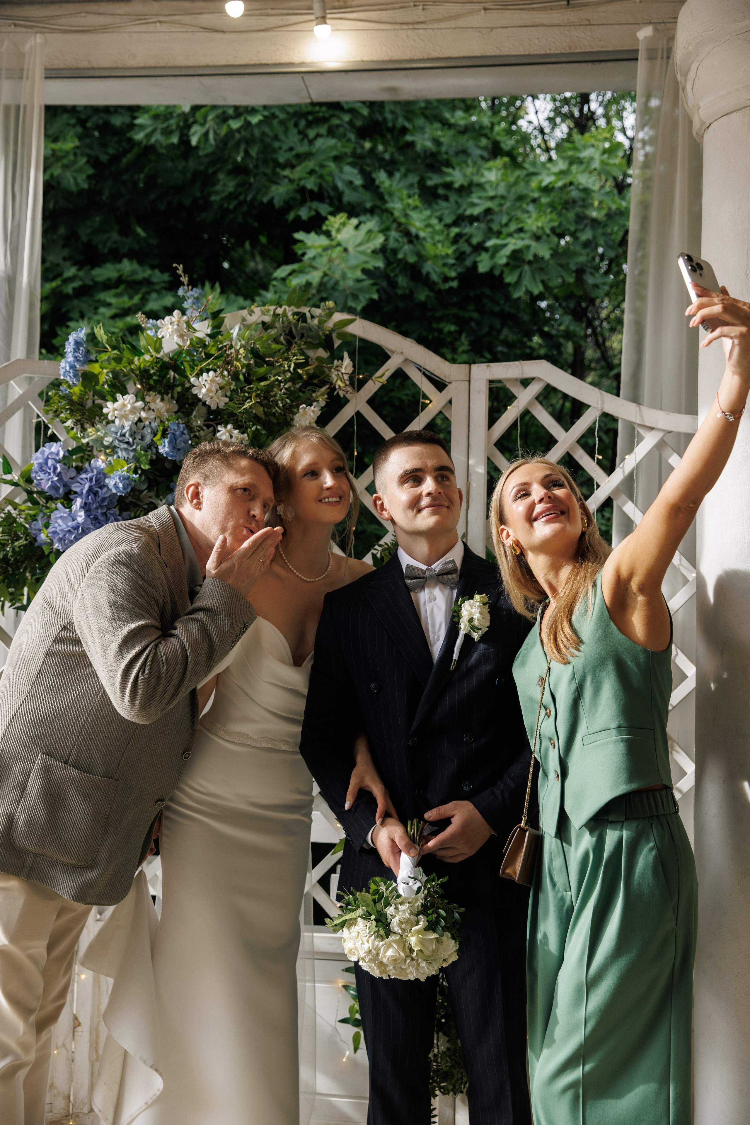 Марина и Сева обещают. Свадебный и семейный фотограф в Москве Julia Juice