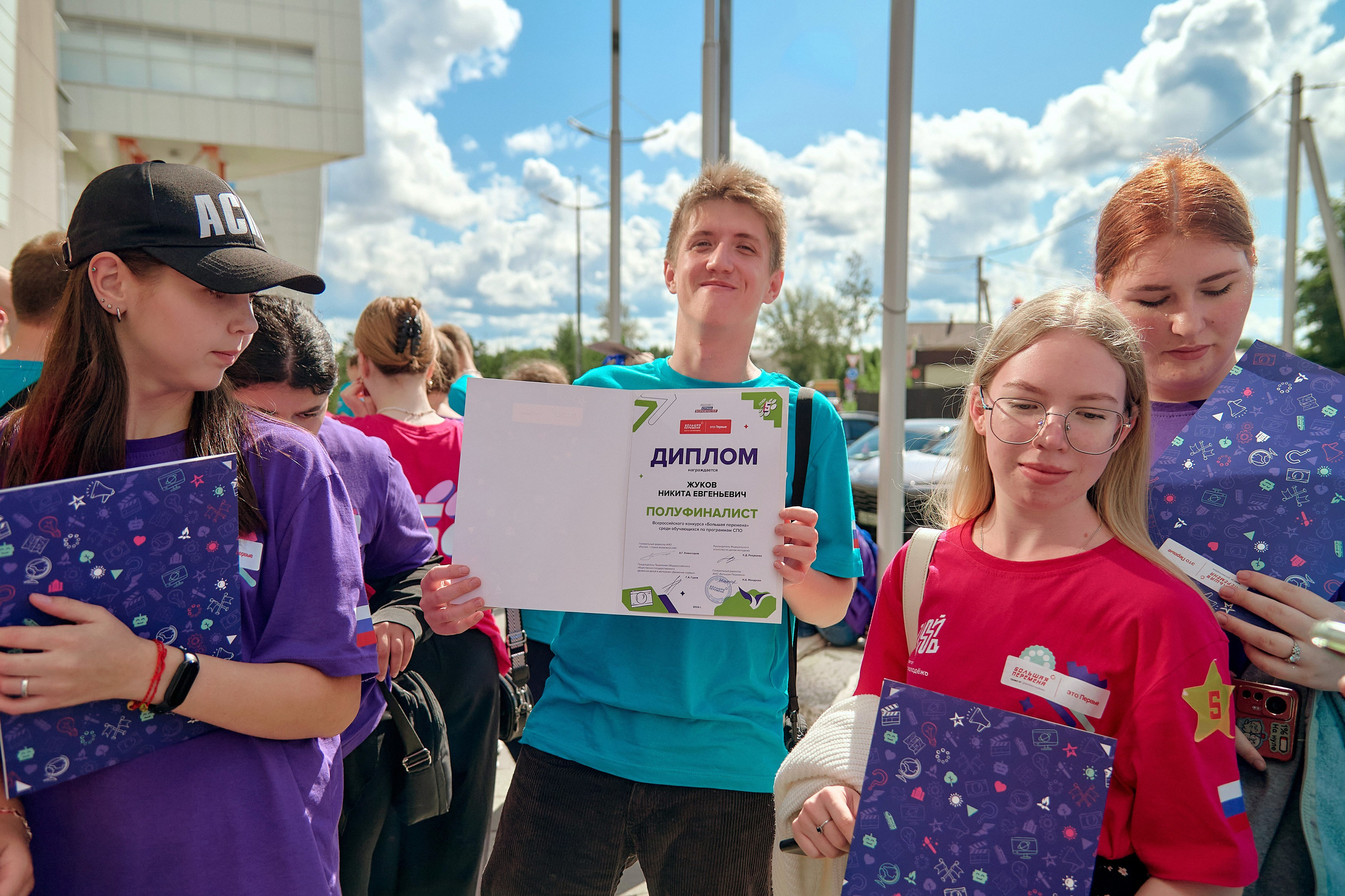 Большая перемена. Фотограф Яковлев Роман — Красноярск