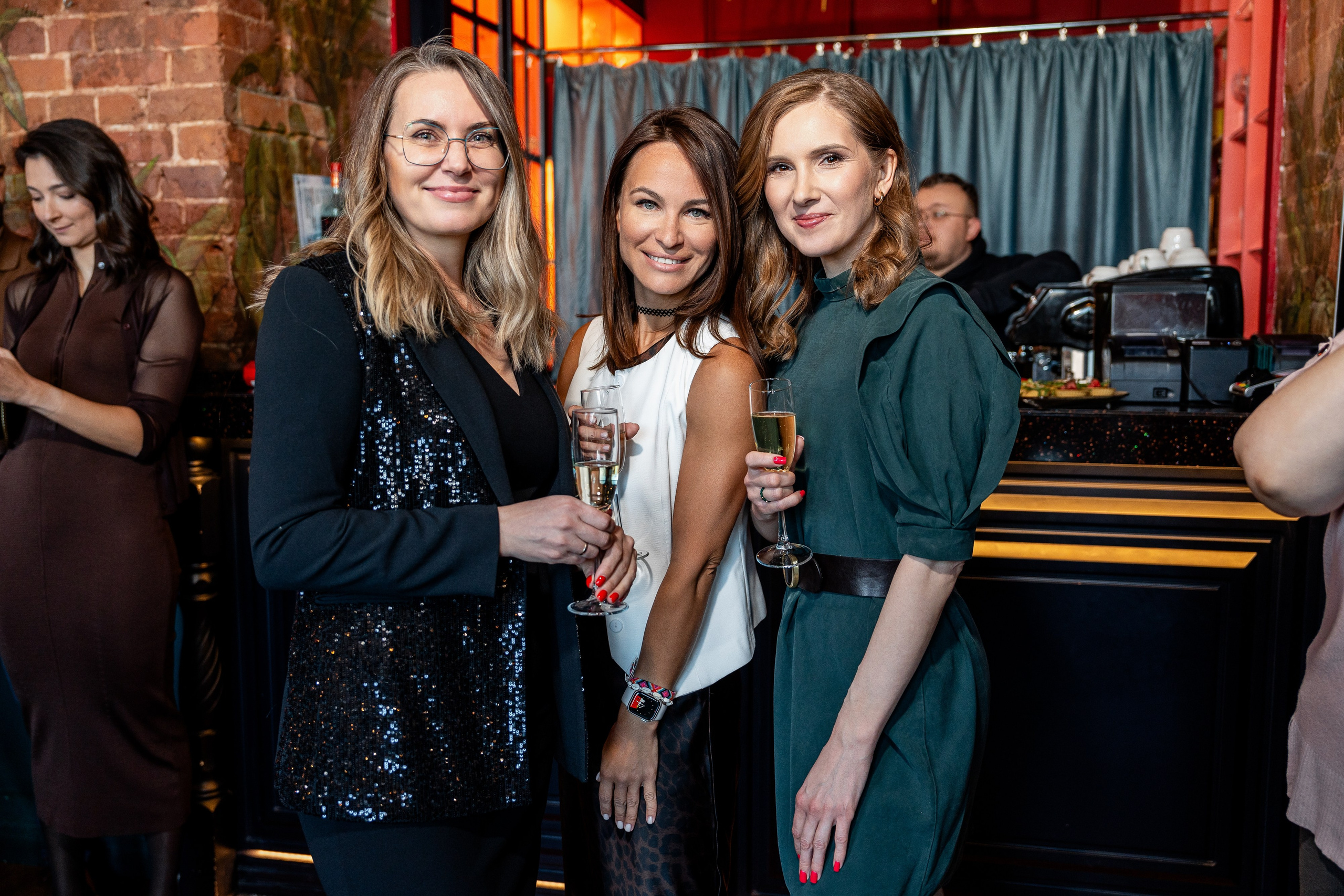 СОУС BB. Sunnyman