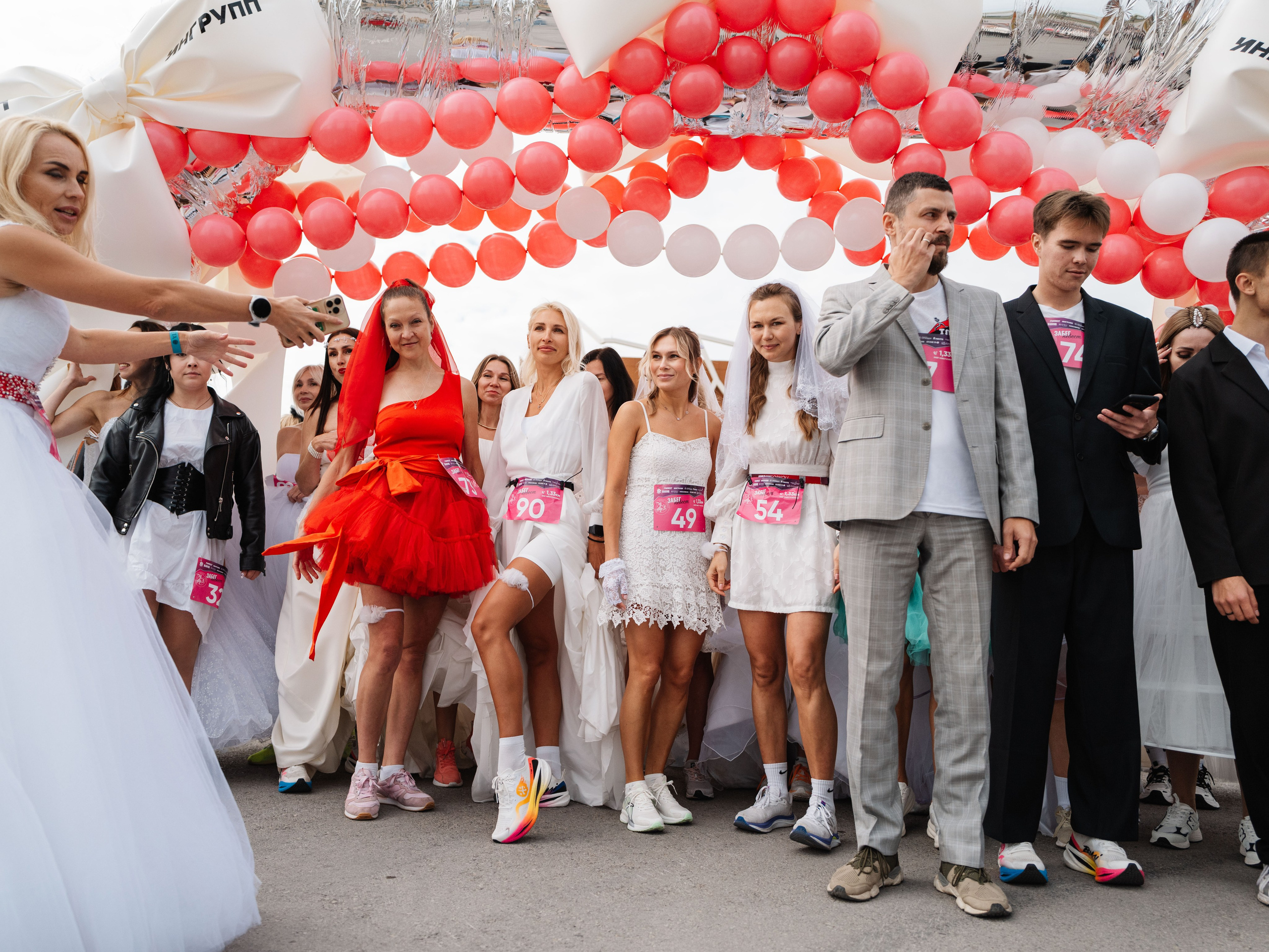 Забег невест. Фотограф Алексей Шрайбик