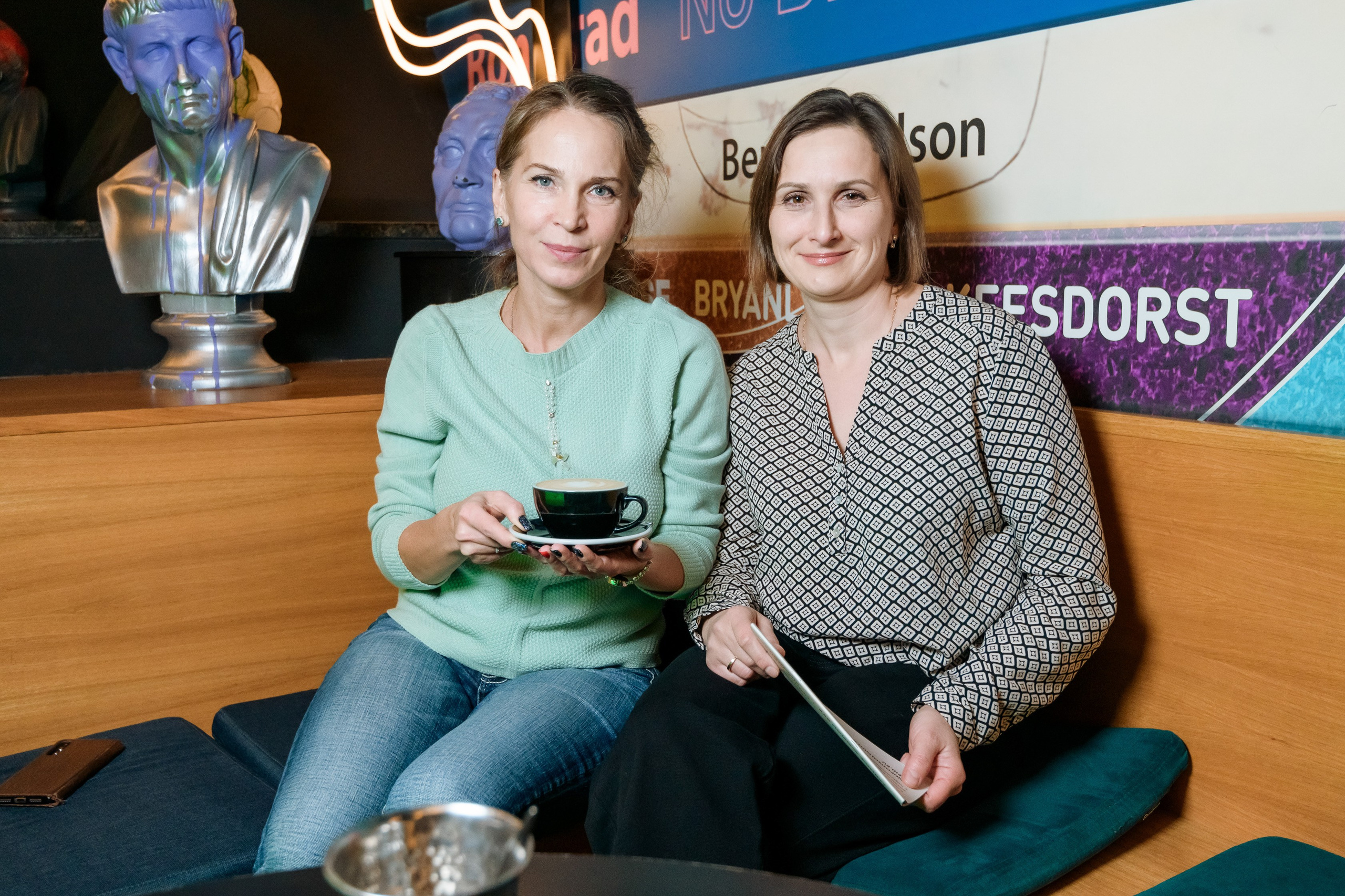 Презентация стихов Надежды. Репортажный фотограф Сергей Дроздов