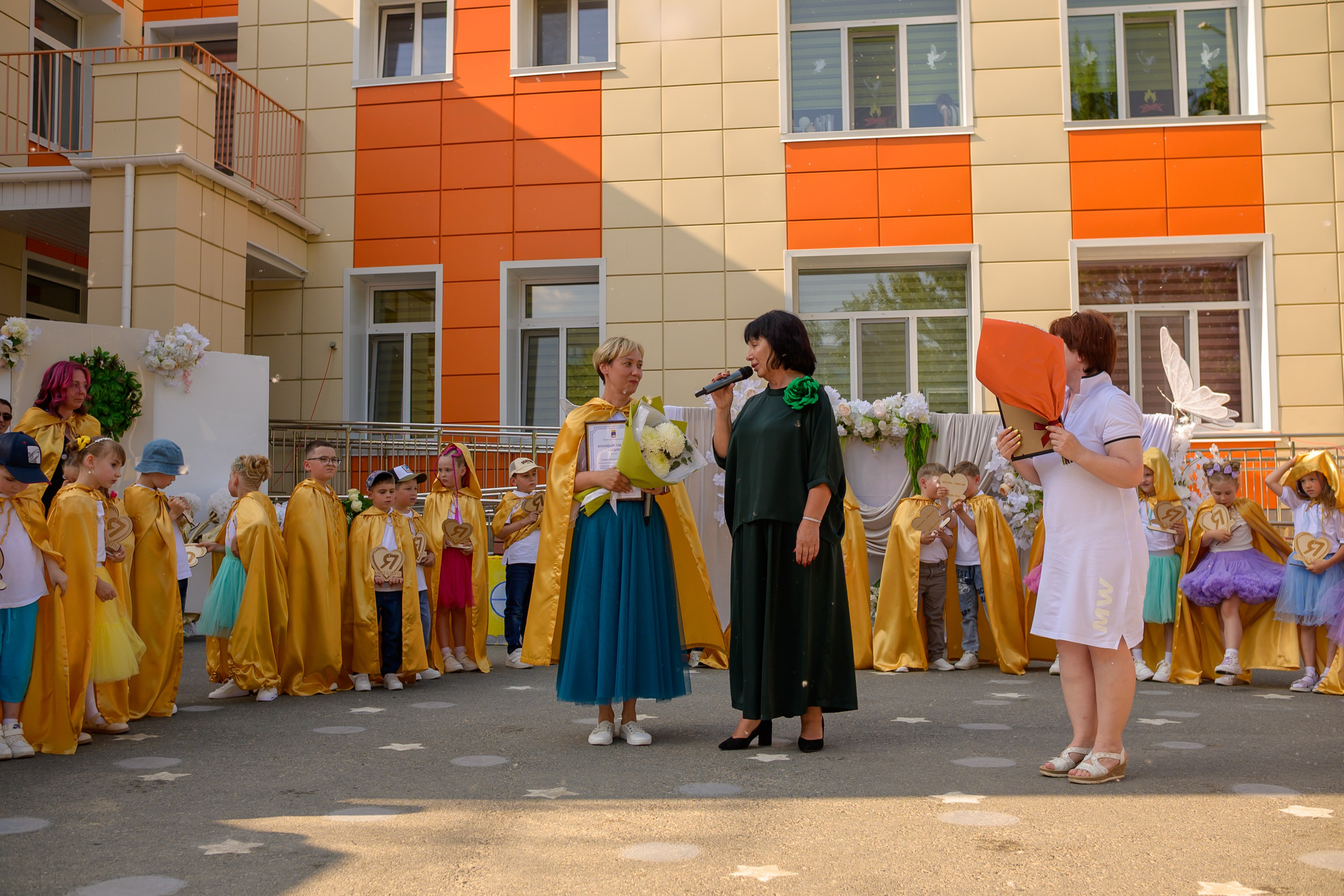 Репортаж выпускного группа «Фантазёры» 3 садик. Фотограф новорожденных, семейный детский в Тюмени Татьяна Морозова