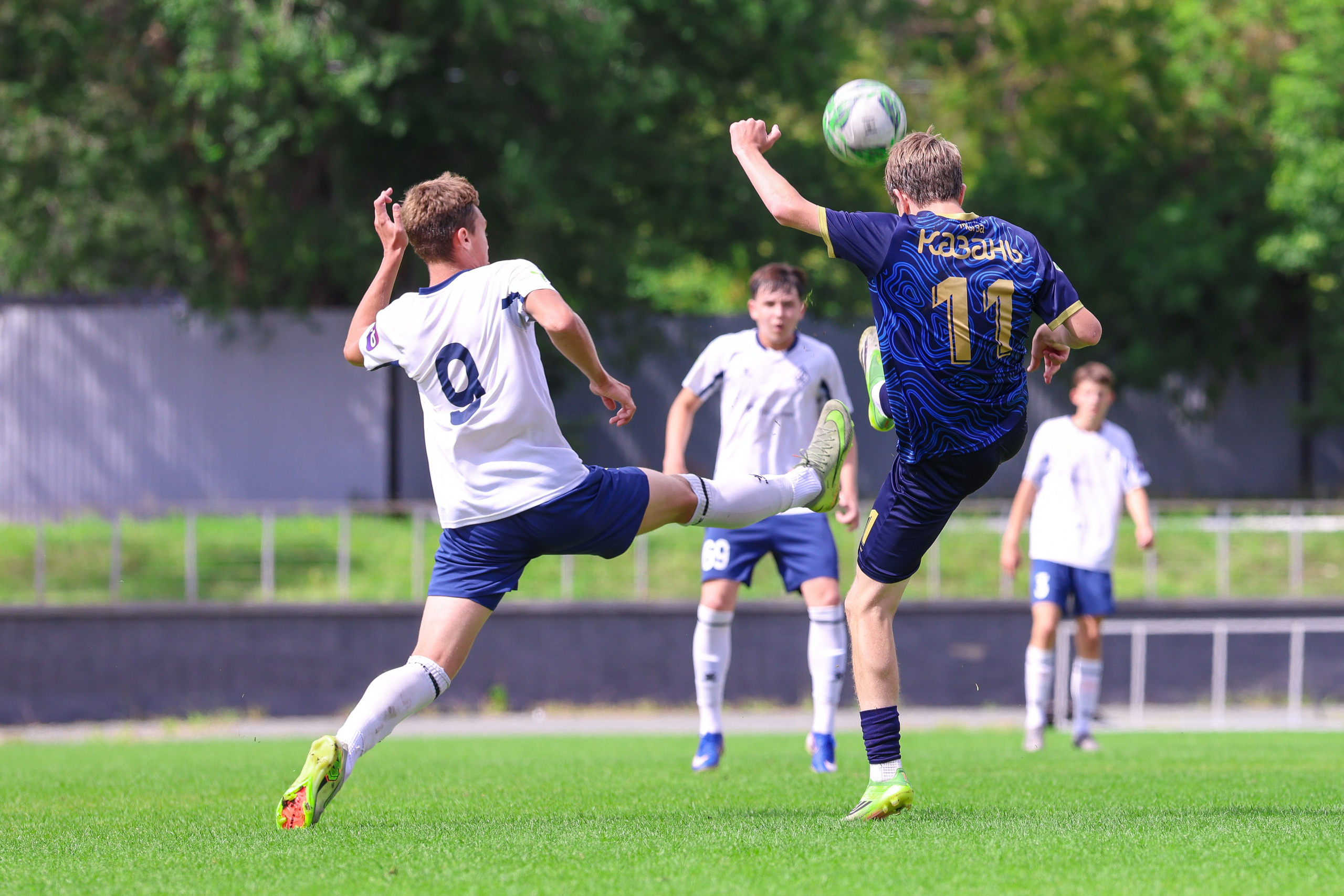 Юношеская футбольная лига U-16. Крылья Советов — Казань