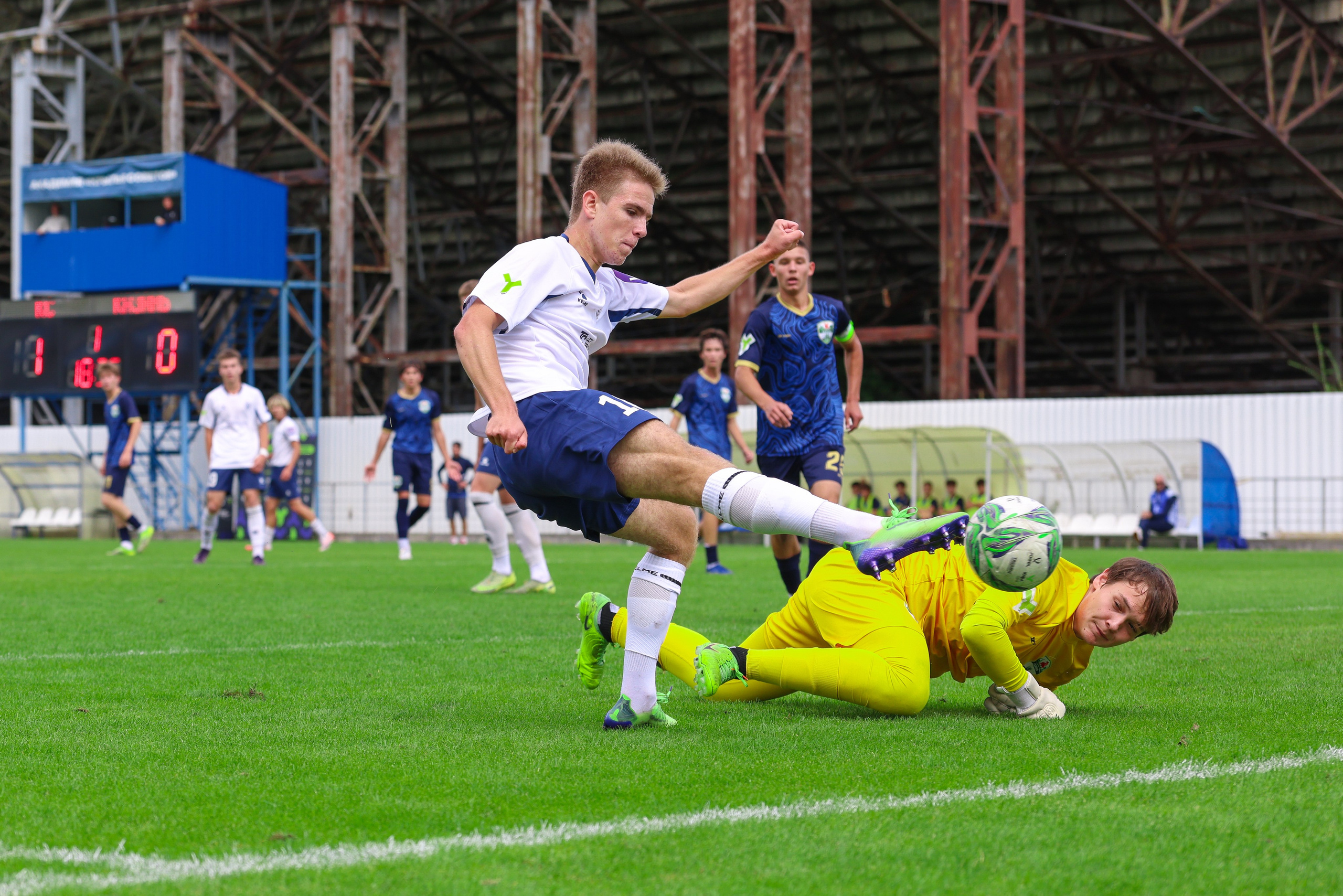 Юношеская футбольная лига U-16. Крылья Советов — Казань