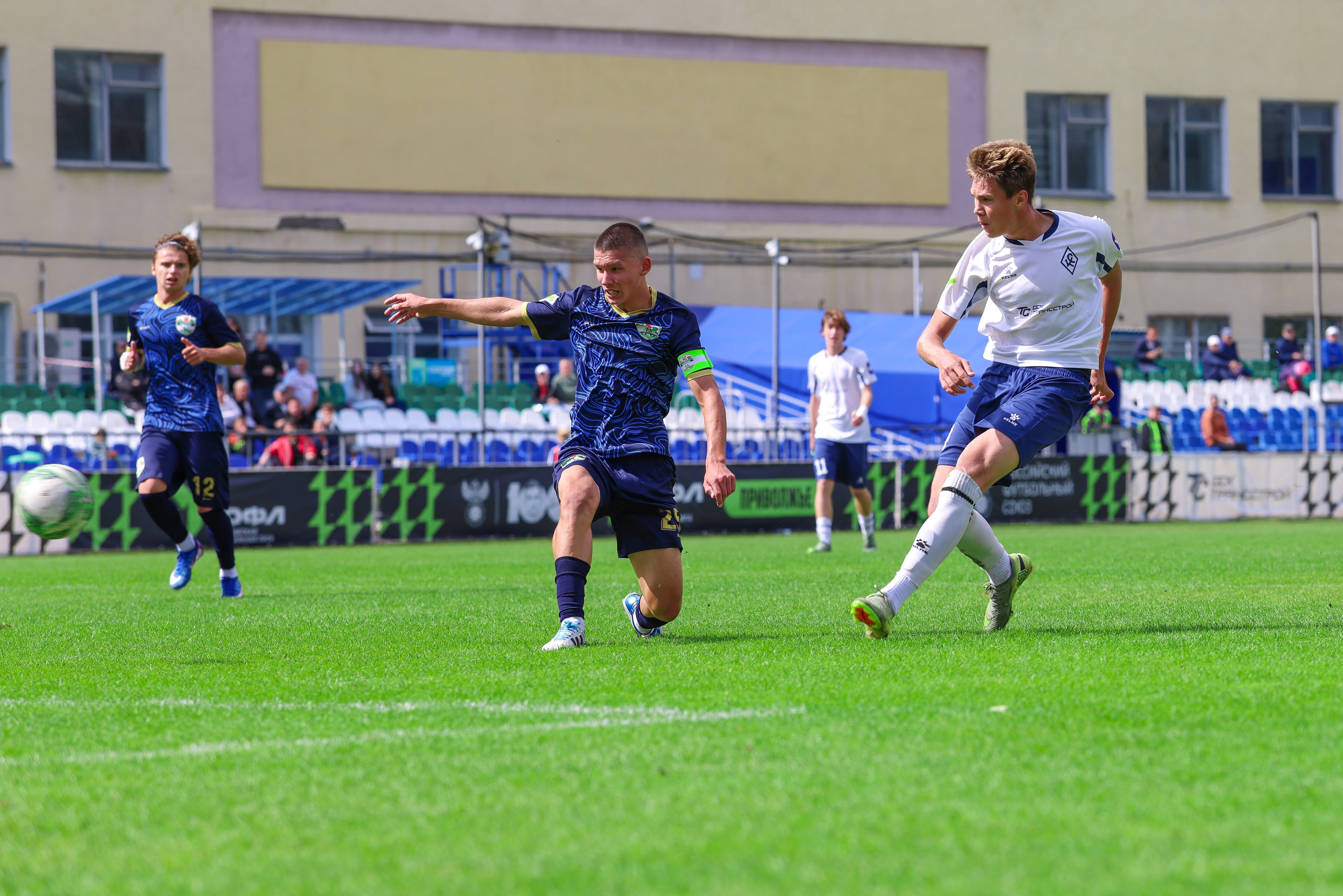 Юношеская футбольная лига U-16. Крылья Советов — Казань