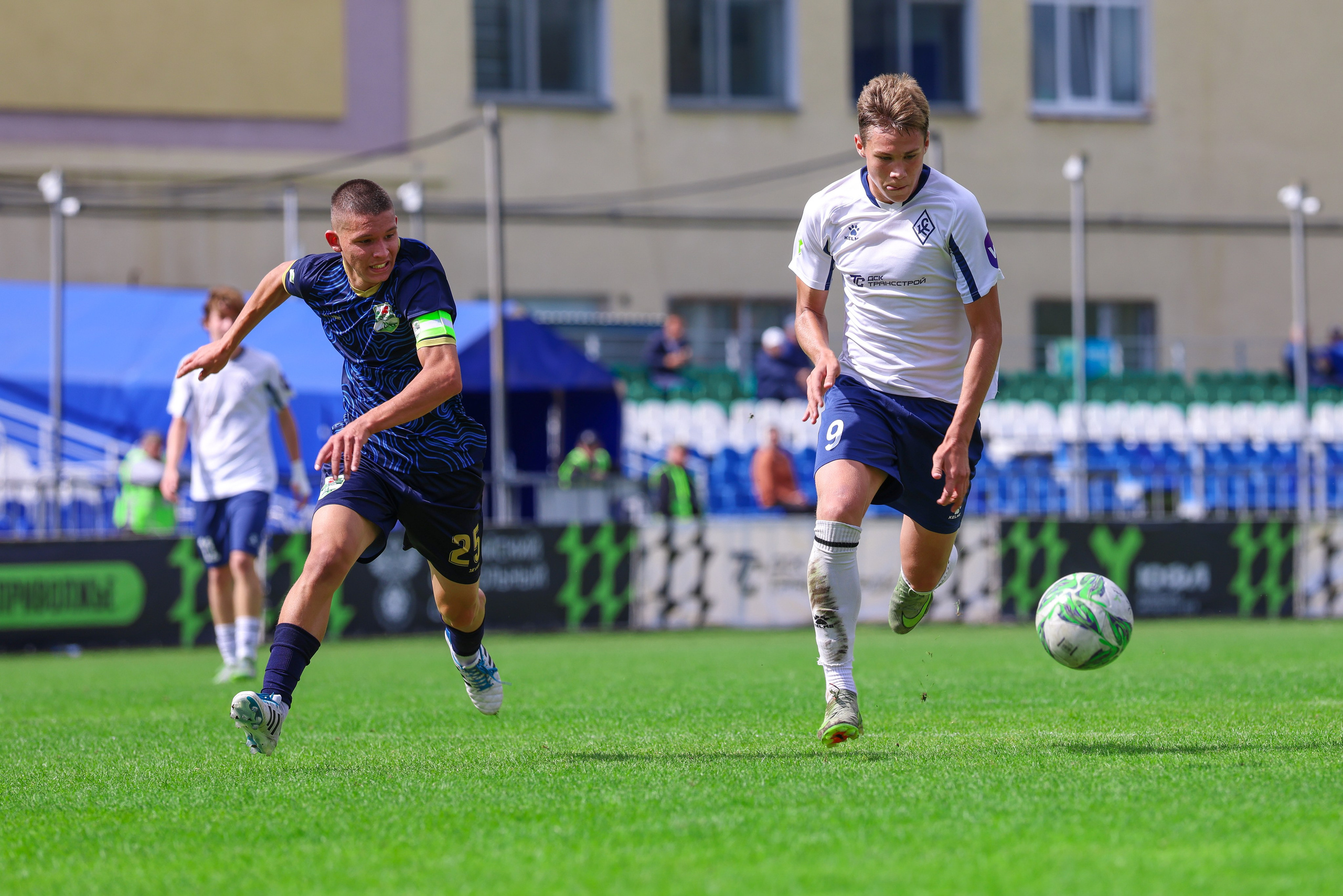Юношеская футбольная лига U-16. Крылья Советов — Казань