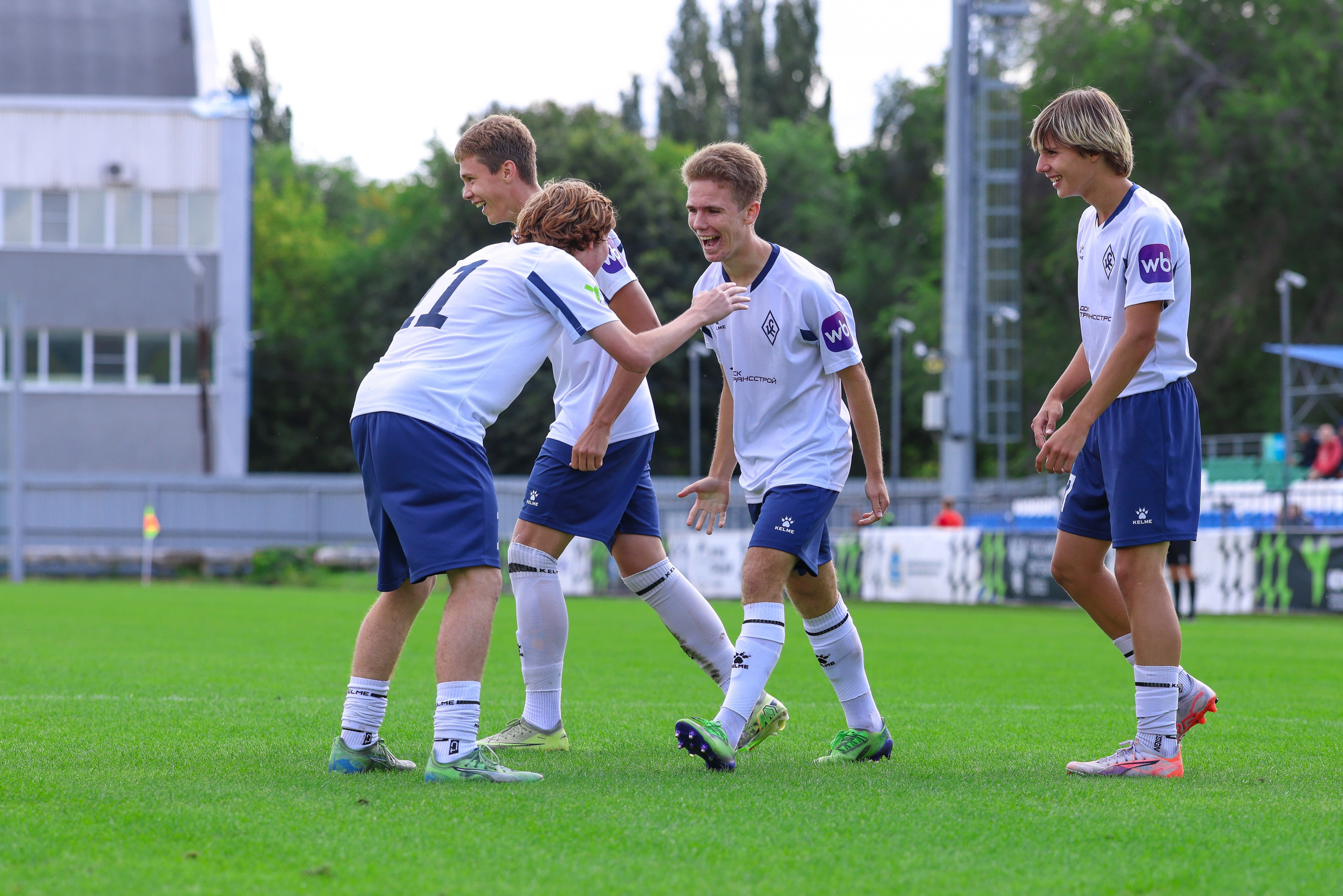 Юношеская футбольная лига U-16. Крылья Советов — Казань