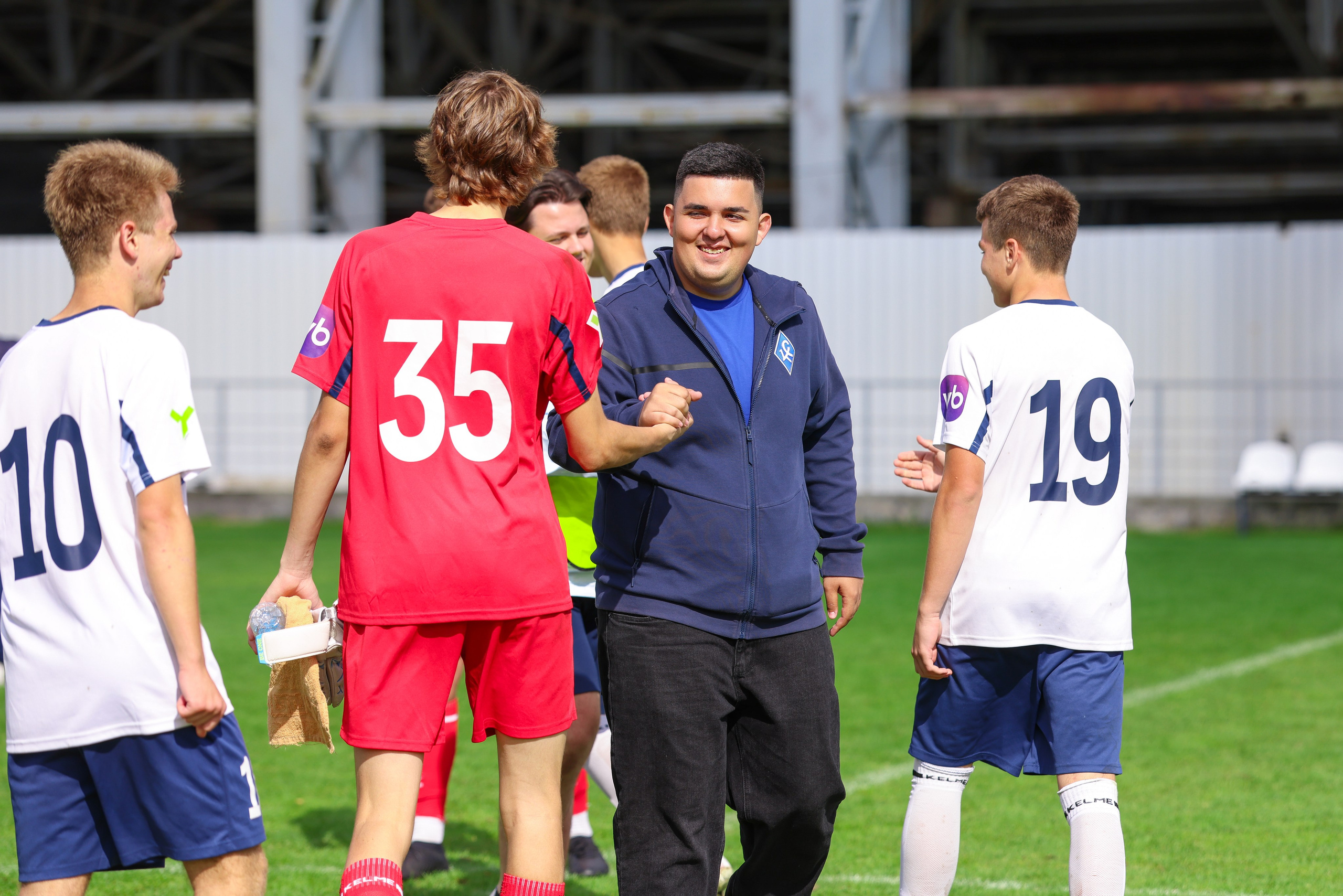 Юношеская футбольная лига U-16. Крылья Советов — Казань