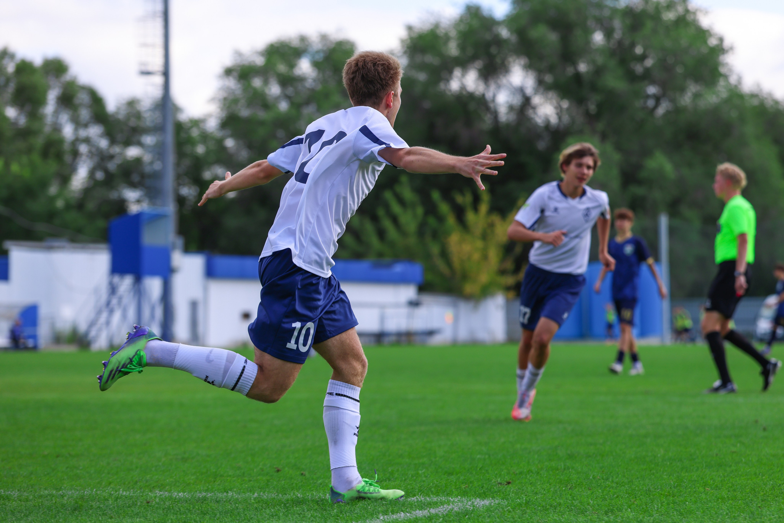 Юношеская футбольная лига U-16. Крылья Советов — Казань