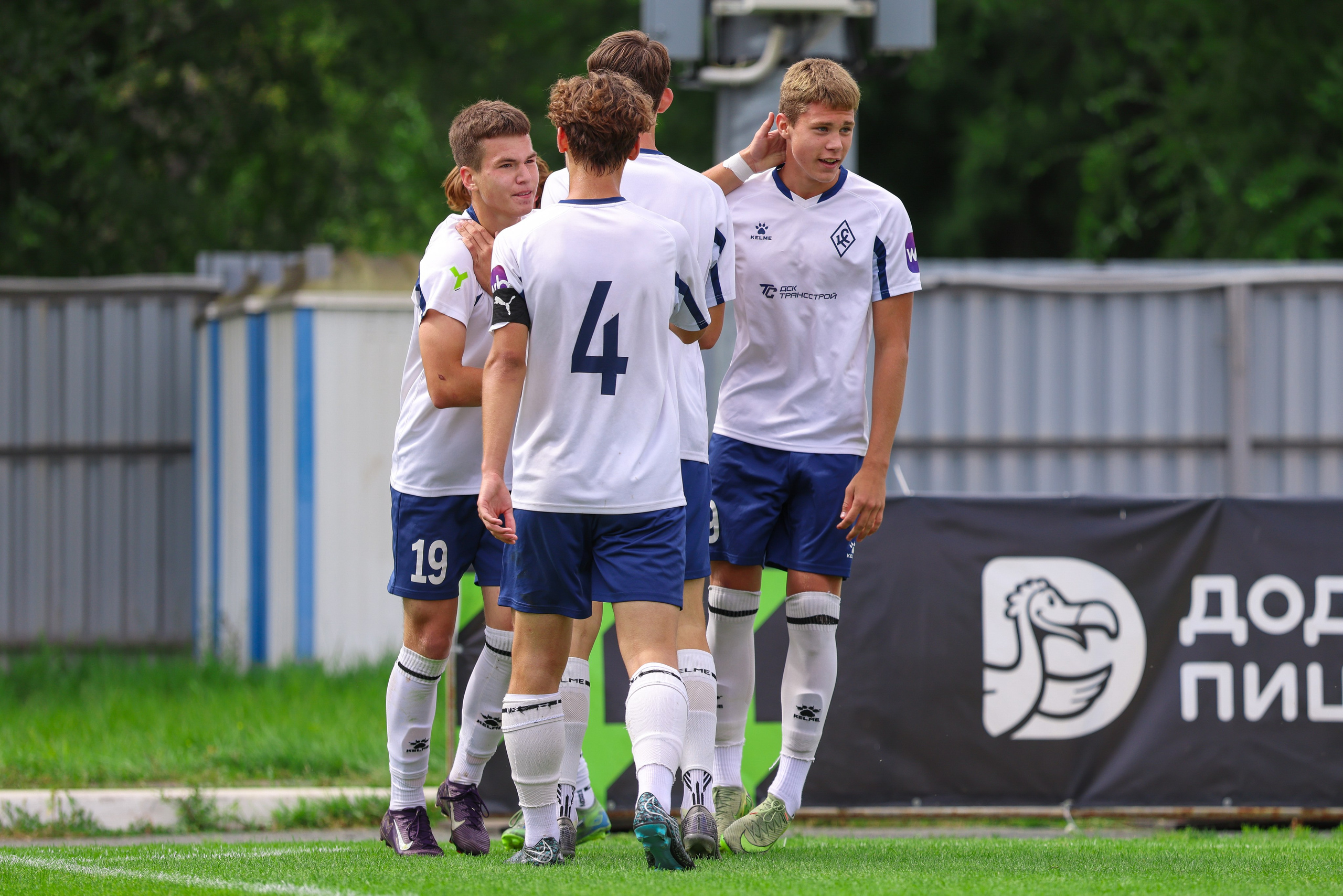 Юношеская футбольная лига U-16. Крылья Советов — Казань