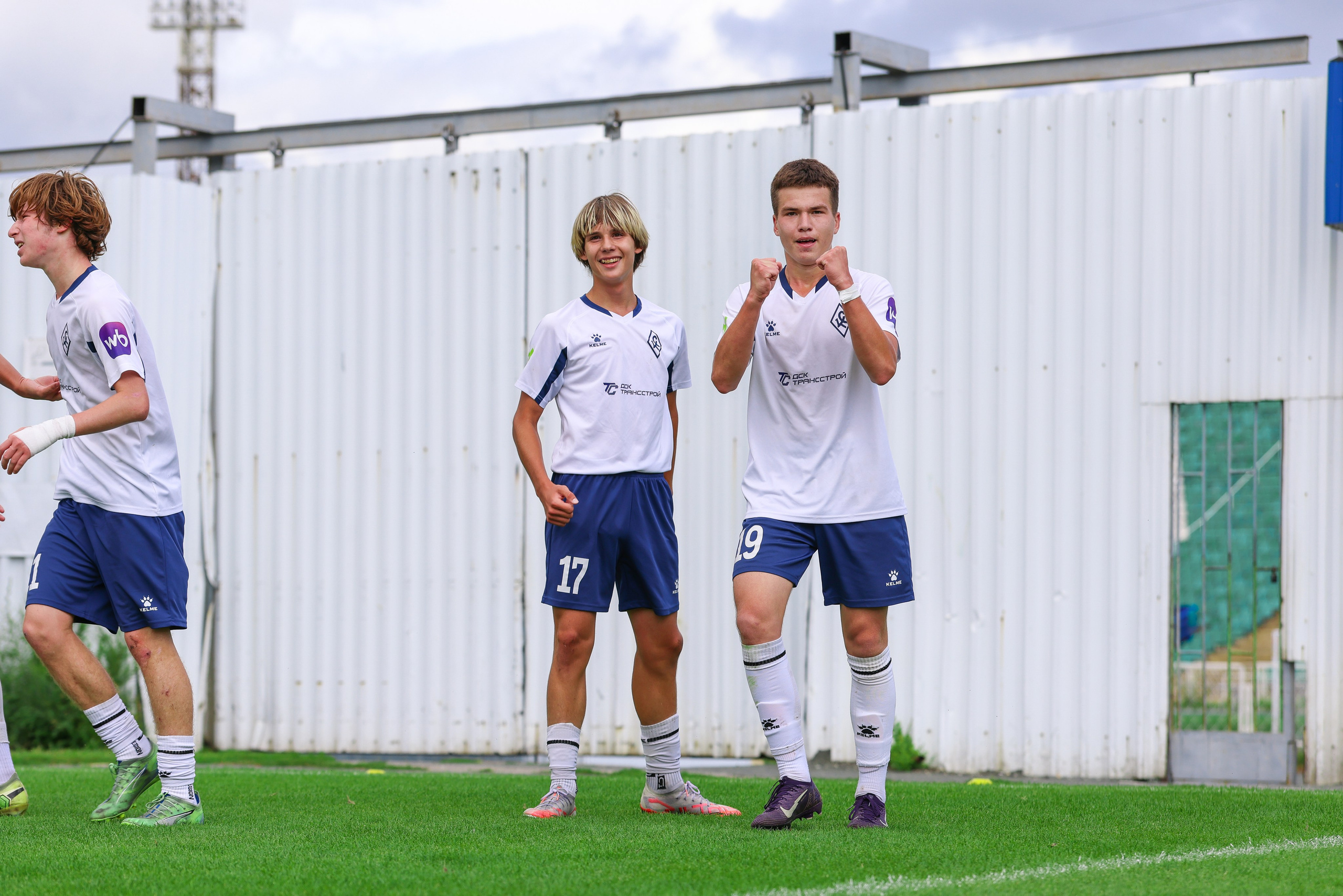 Юношеская футбольная лига U-16. Крылья Советов — Казань
