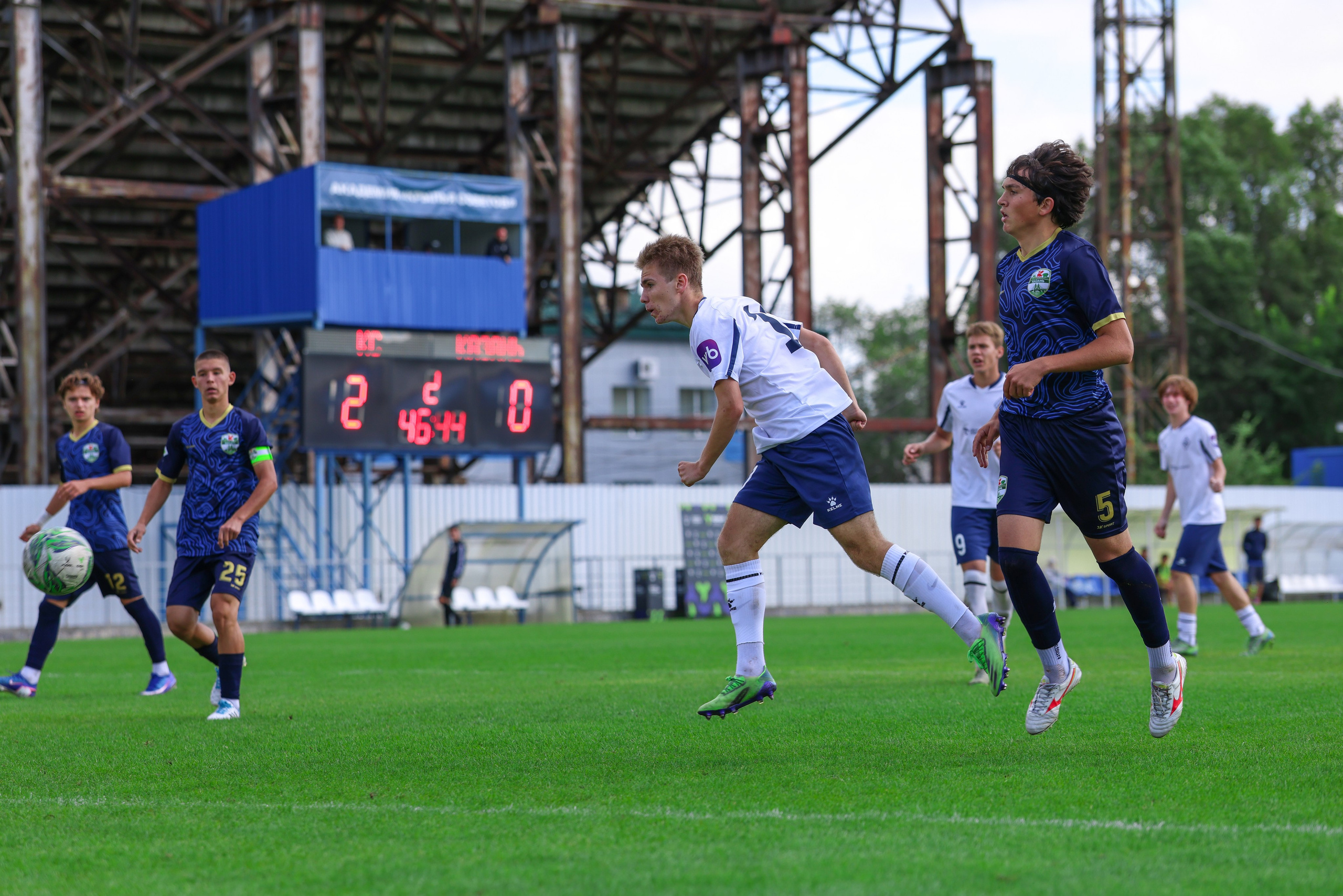 Юношеская футбольная лига U-16. Крылья Советов — Казань
