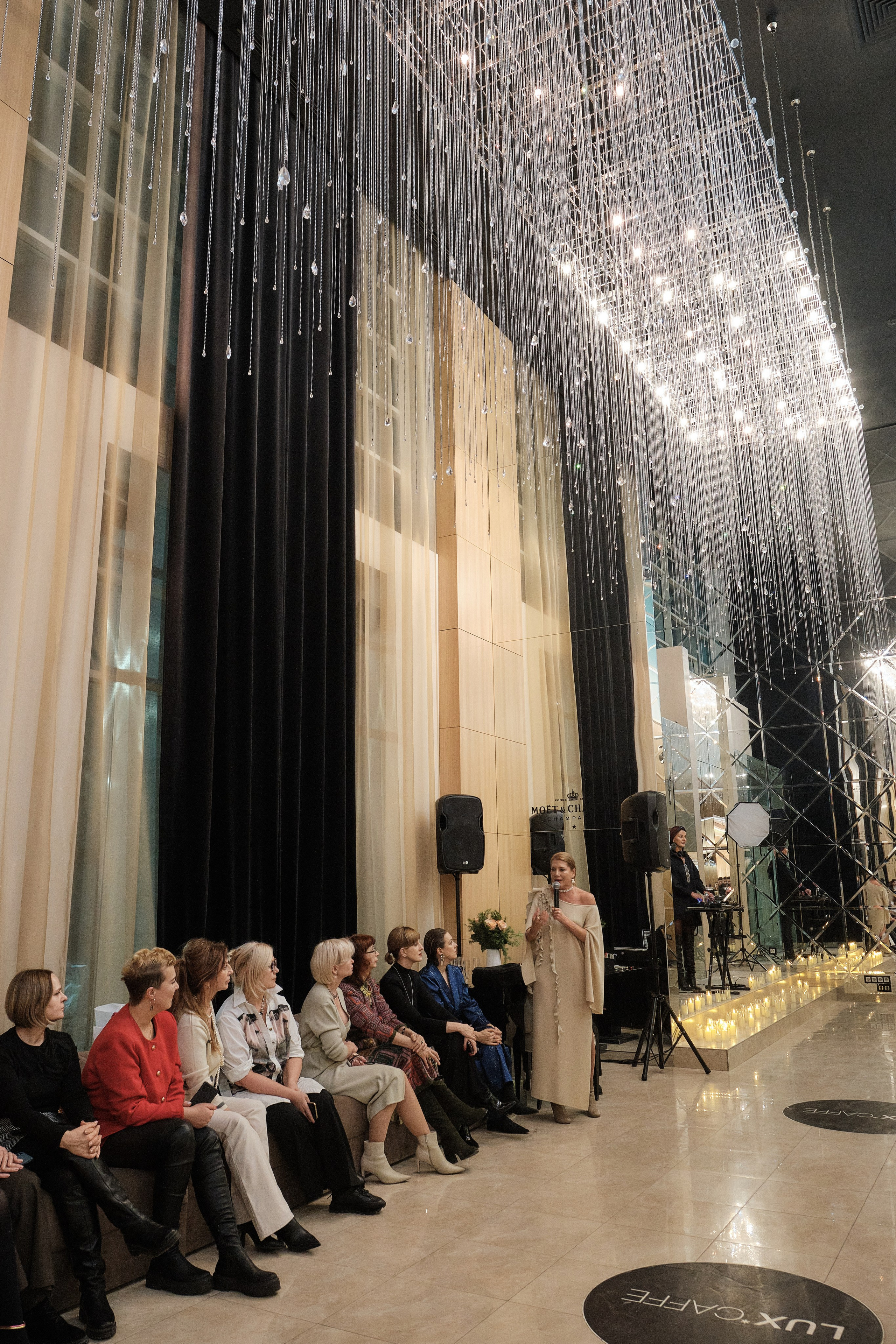 Показ коллекции (Мария Варламова). Свадебный фотограф в Екатеринбурге Соседков Евгений